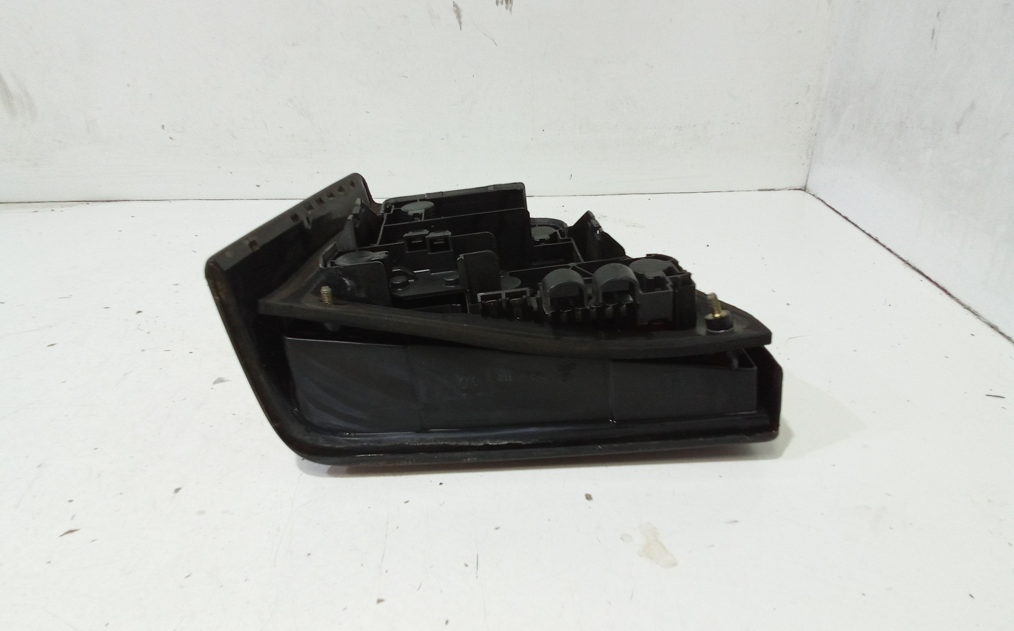 Stop fanale posteriore Destro Passeggero VOLKSWAGEN Golf 2 Serie (83>92)