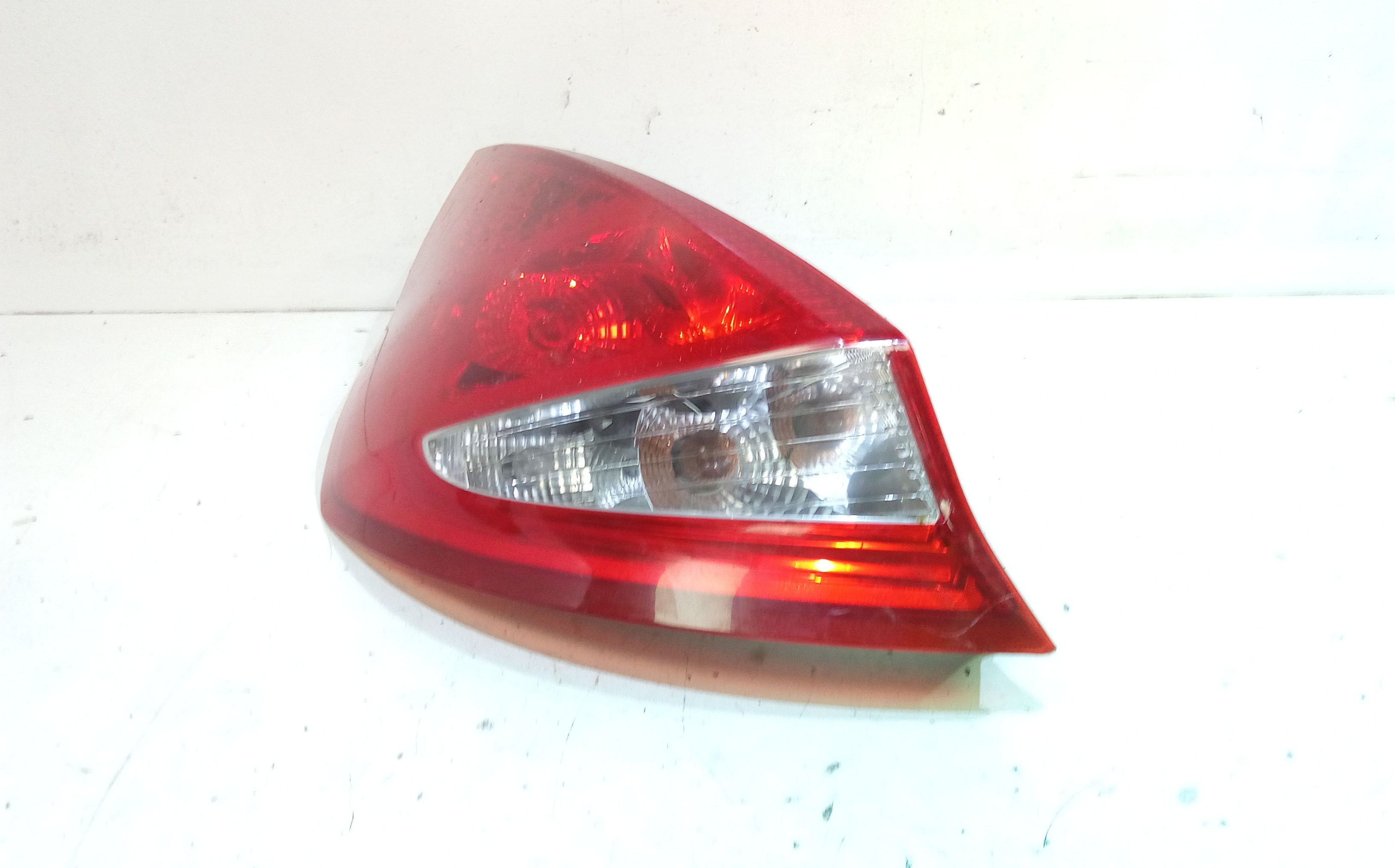 Stop fanale Posteriore sinistro lato Guida FORD Fiesta 5 Serie