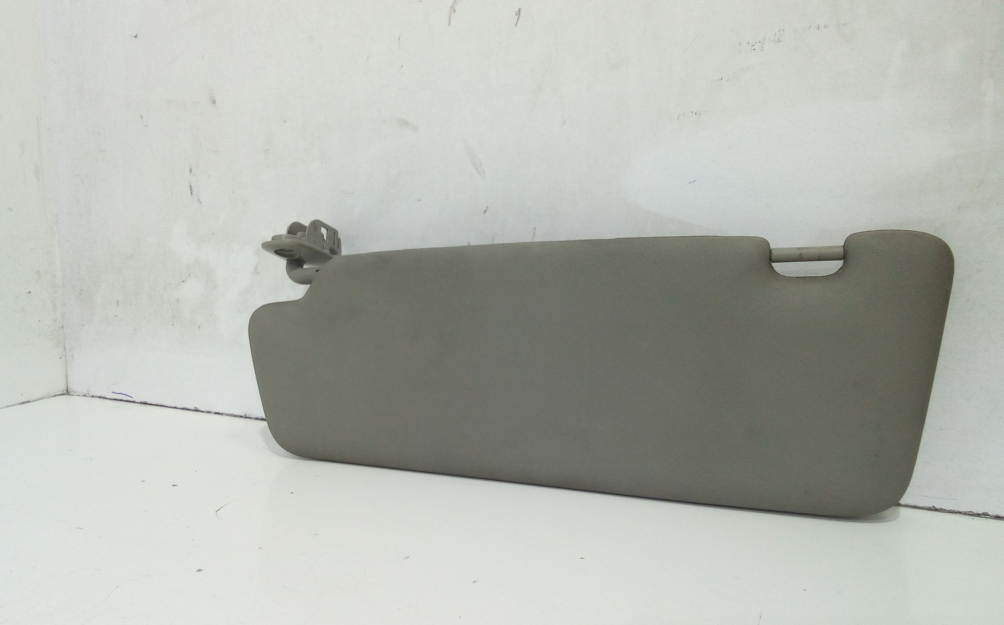 Parasole aletta Lato Passeggero AUDI A4 Avant (8E) (00>04)