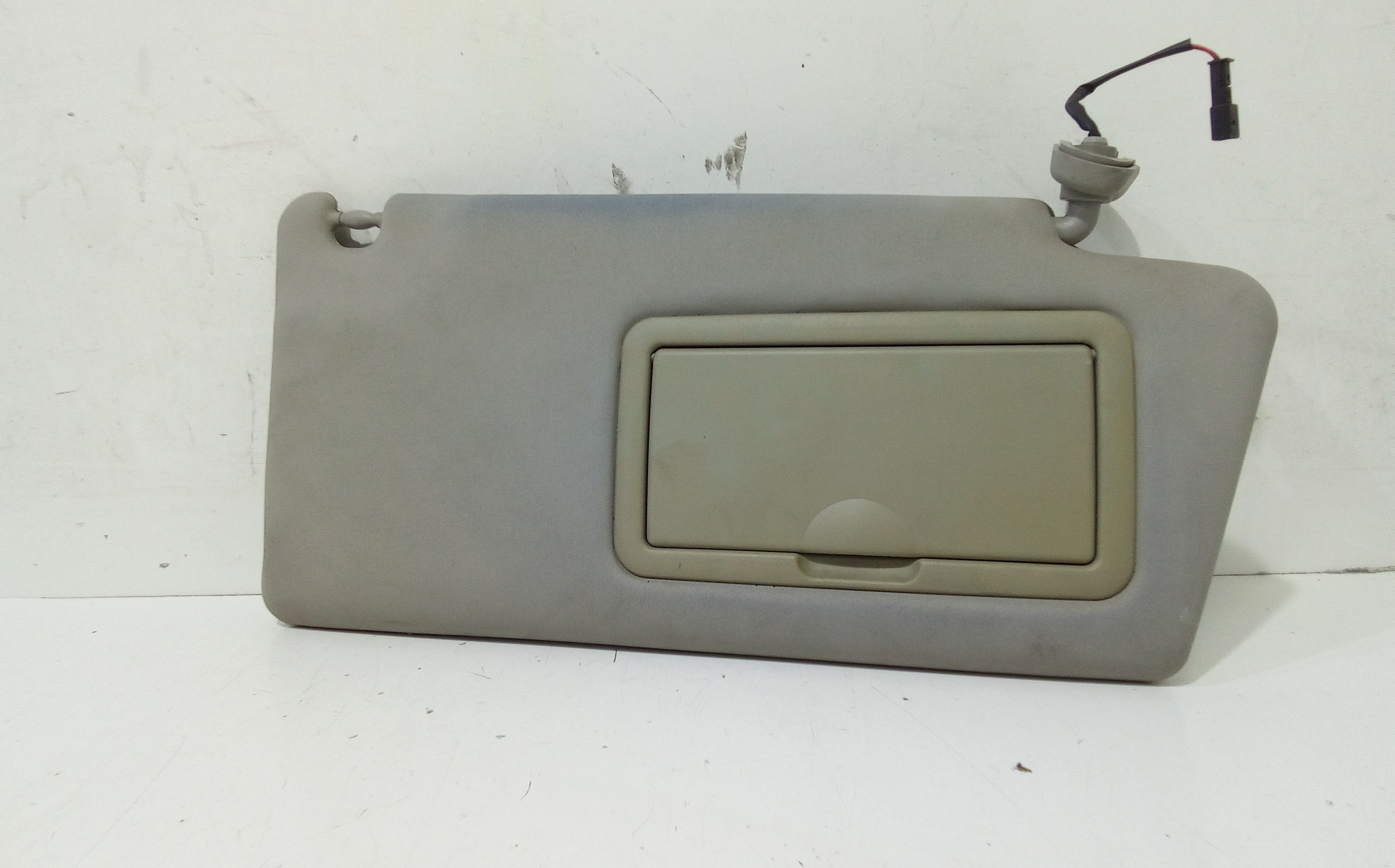 Parasole aletta Lato Passeggero TOYOTA Avensis Verso