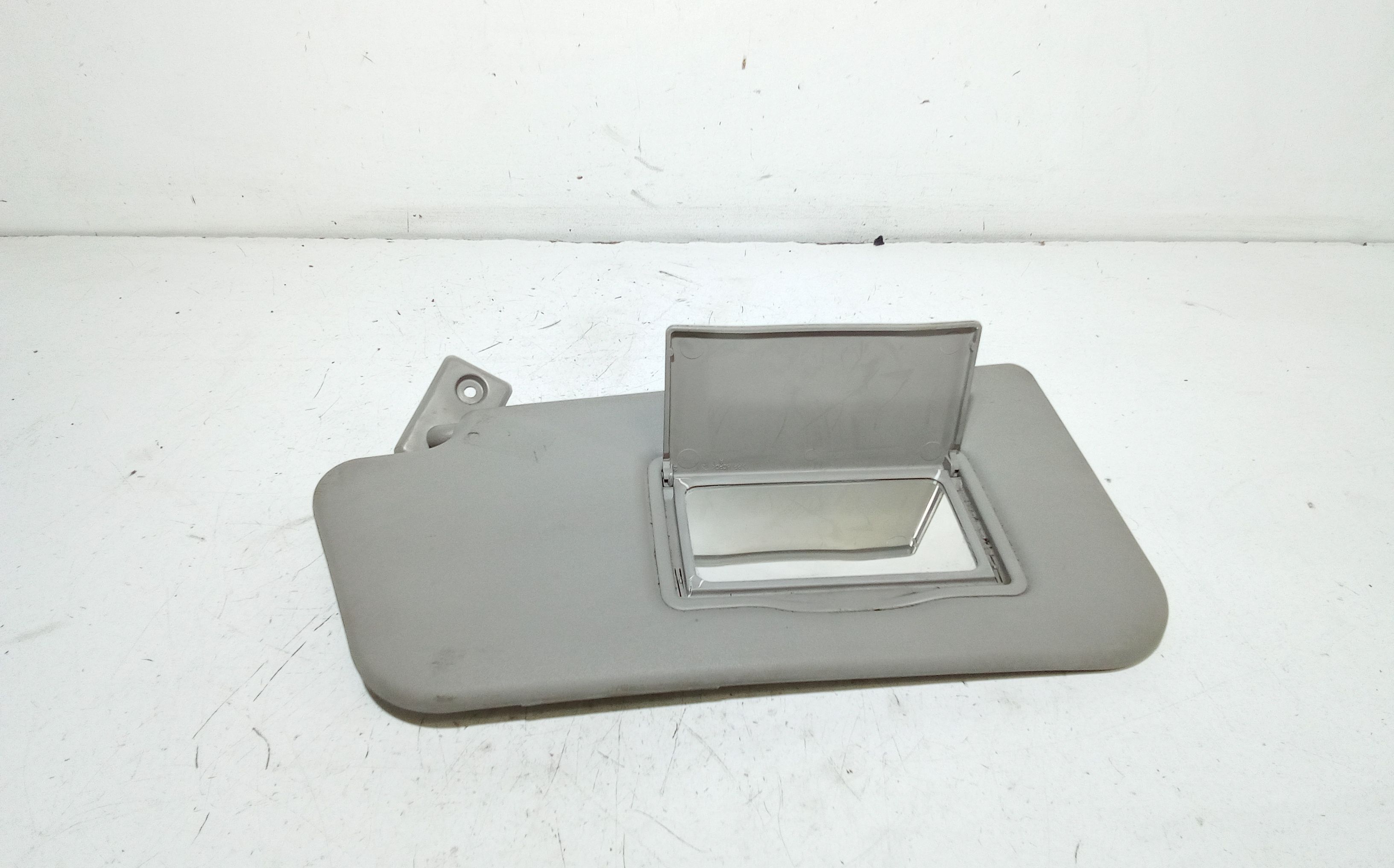 Parasole aletta anteriore Lato Guida NISSAN Micra 3 Serie