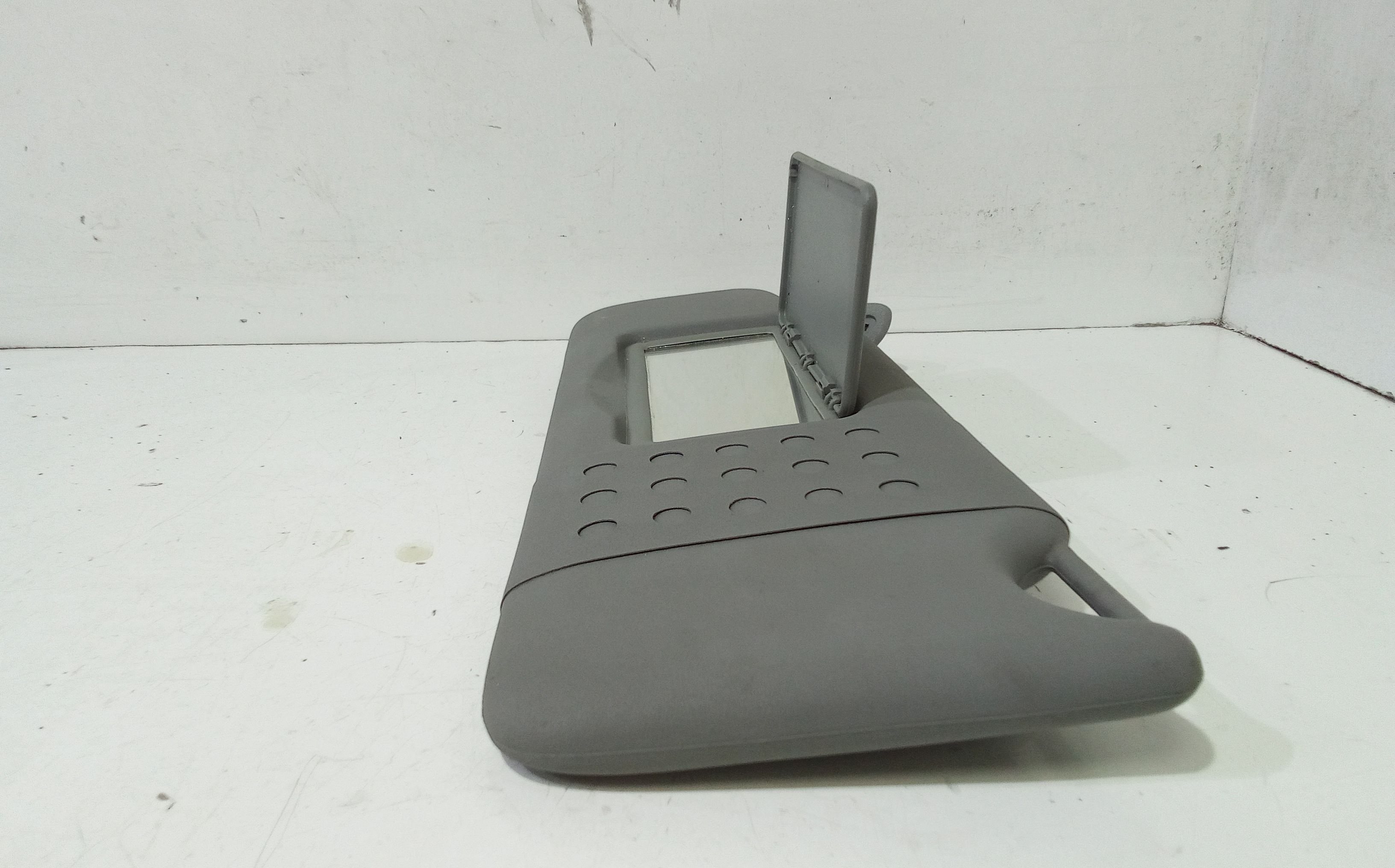 Parasole aletta anteriore Lato Guida RENAULT Clio Serie (01>05)