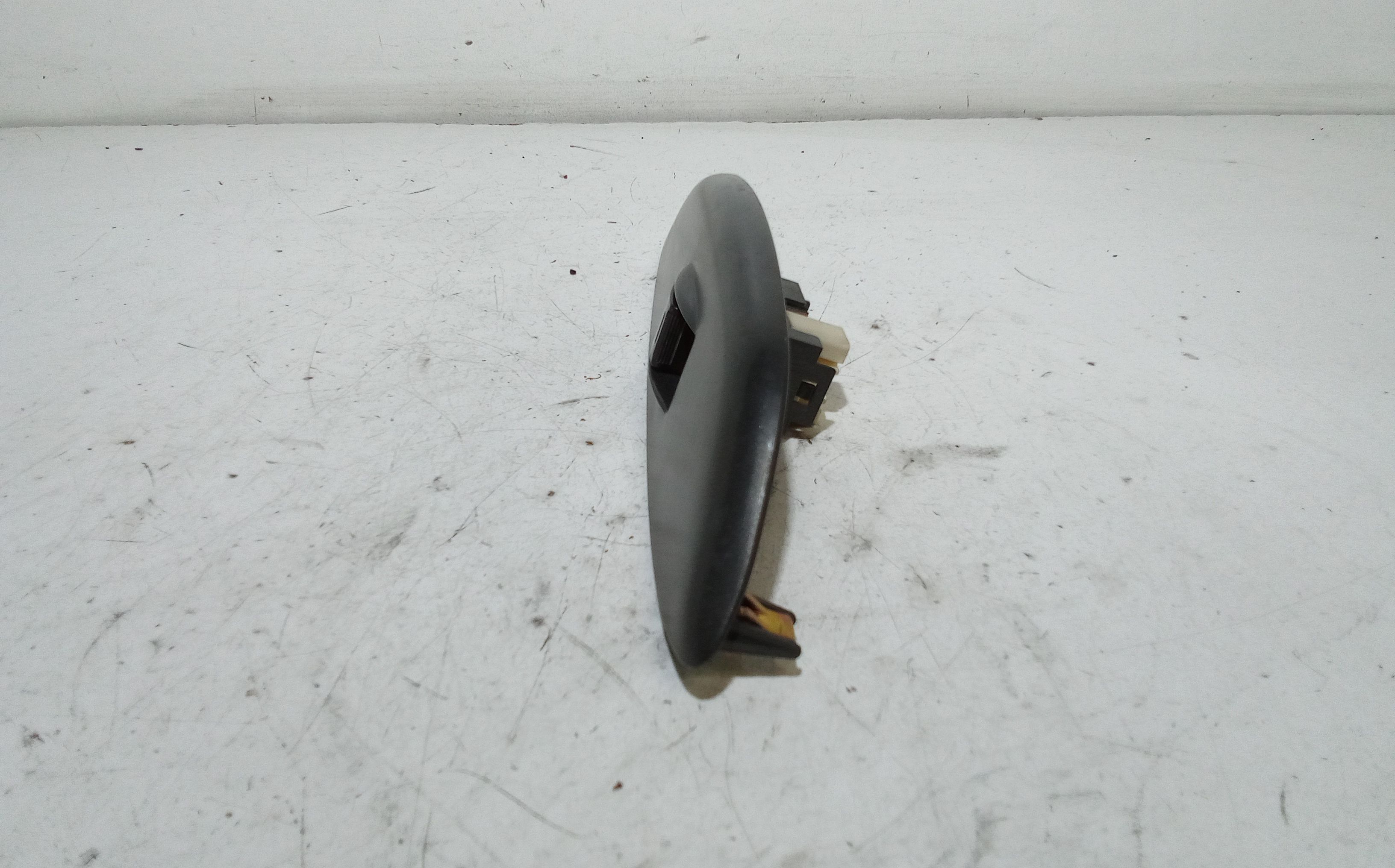 Pulsantiera Anteriore Destra Passeggero TOYOTA Yaris Serie (03>05)