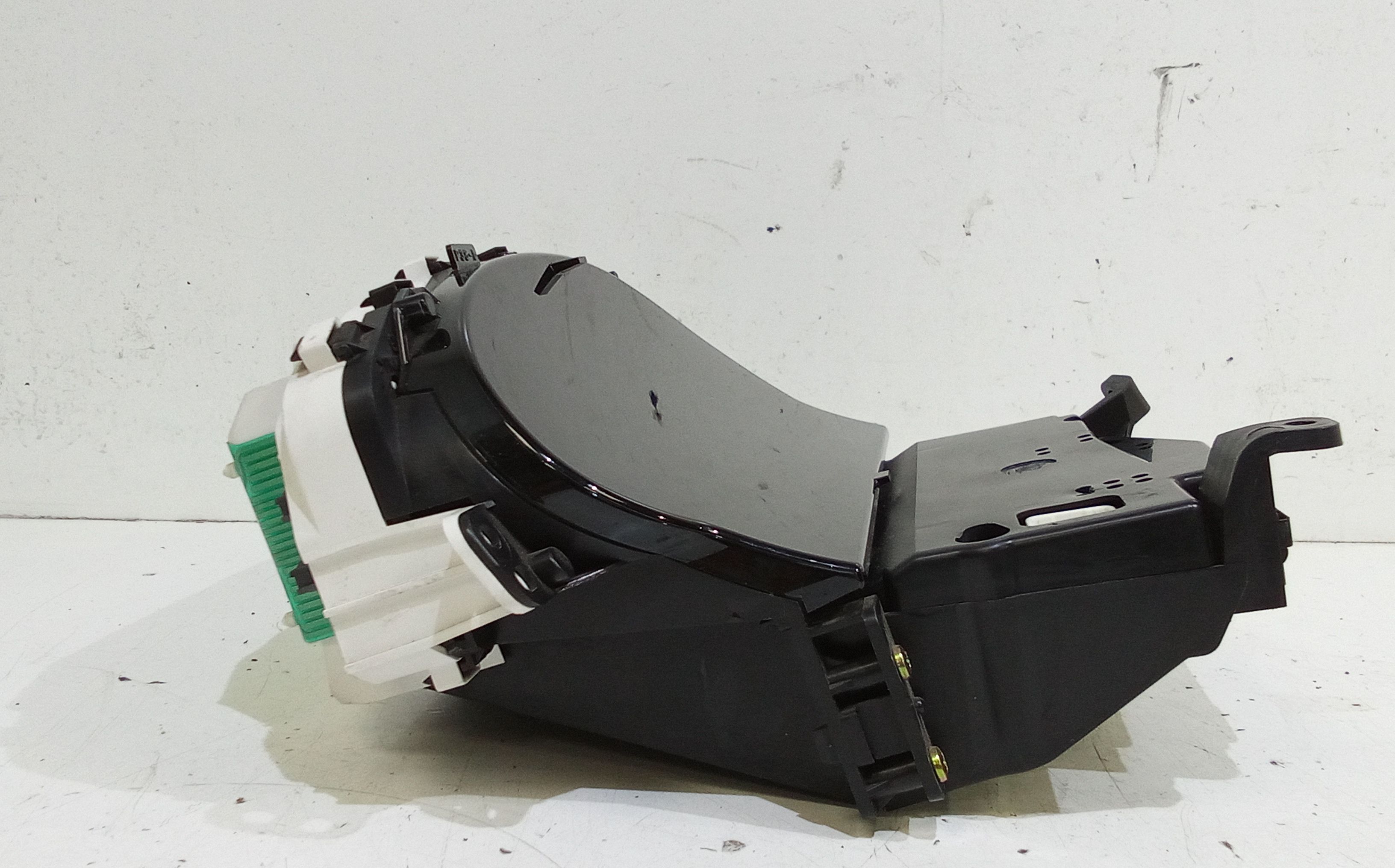 Quadro Strumenti TOYOTA Yaris Serie (99>03)