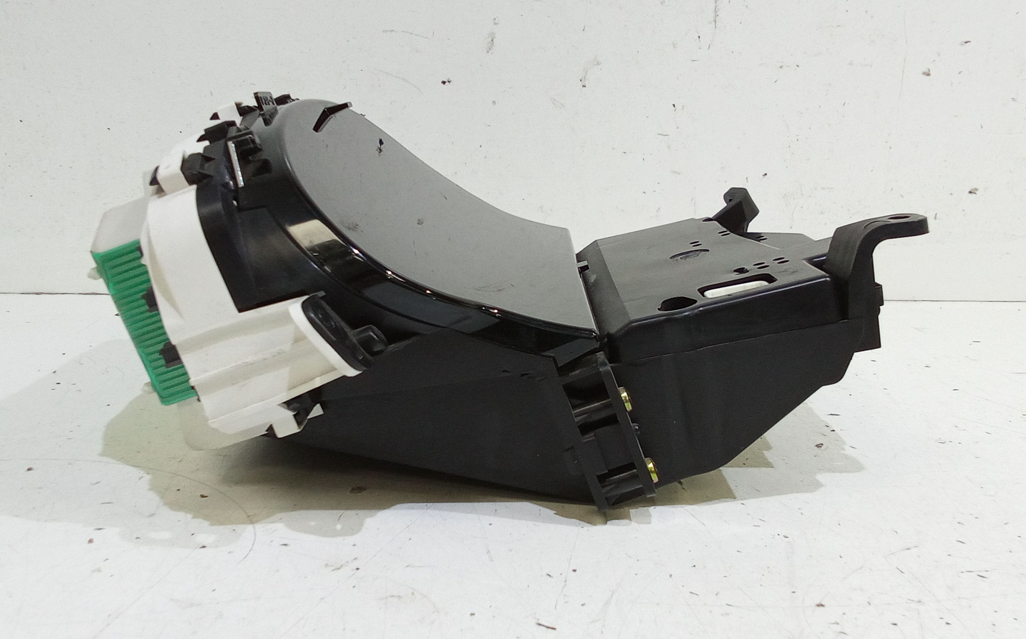 Quadro Strumenti TOYOTA Yaris Serie (99>03)