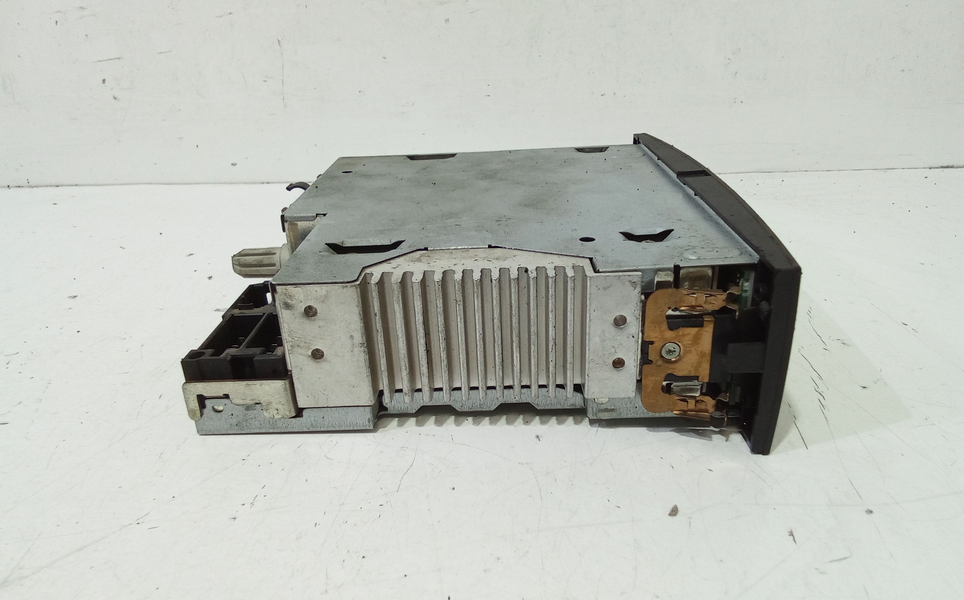 Autoradio RENAULT Clio Serie (01>05)