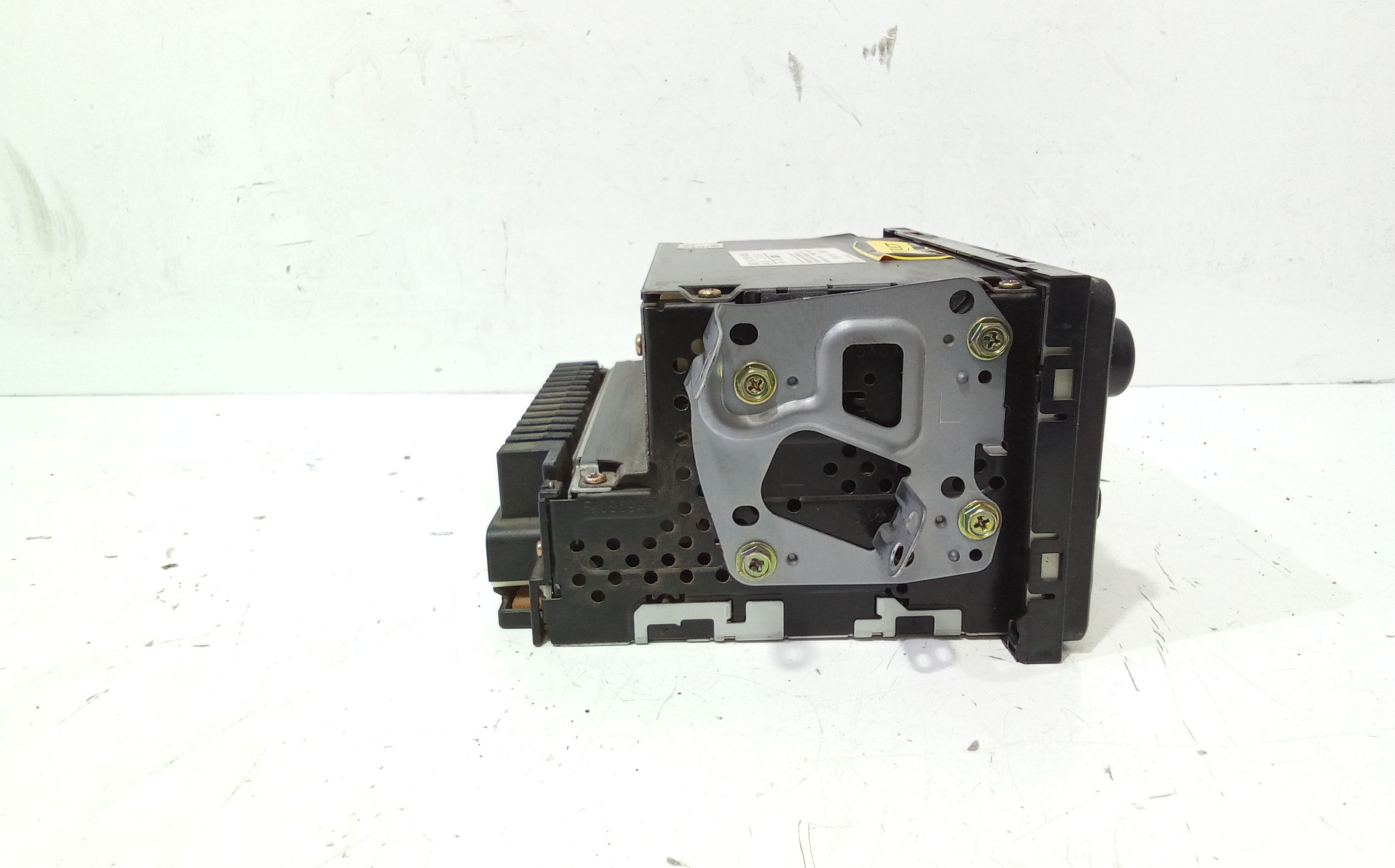 Autoradio TOYOTA Avensis Verso