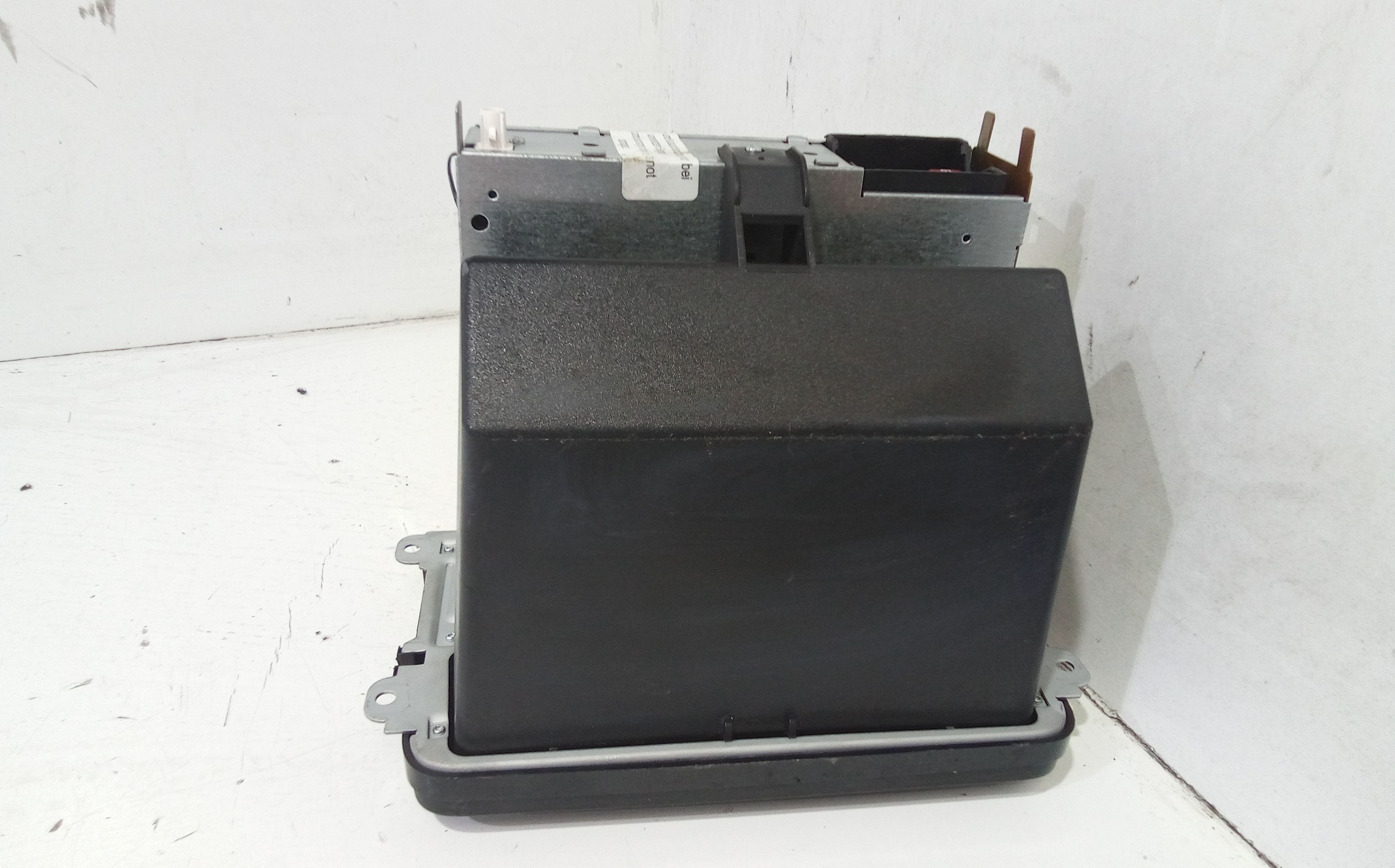 Autoradio VOLKSWAGEN Caddy 3 Serie