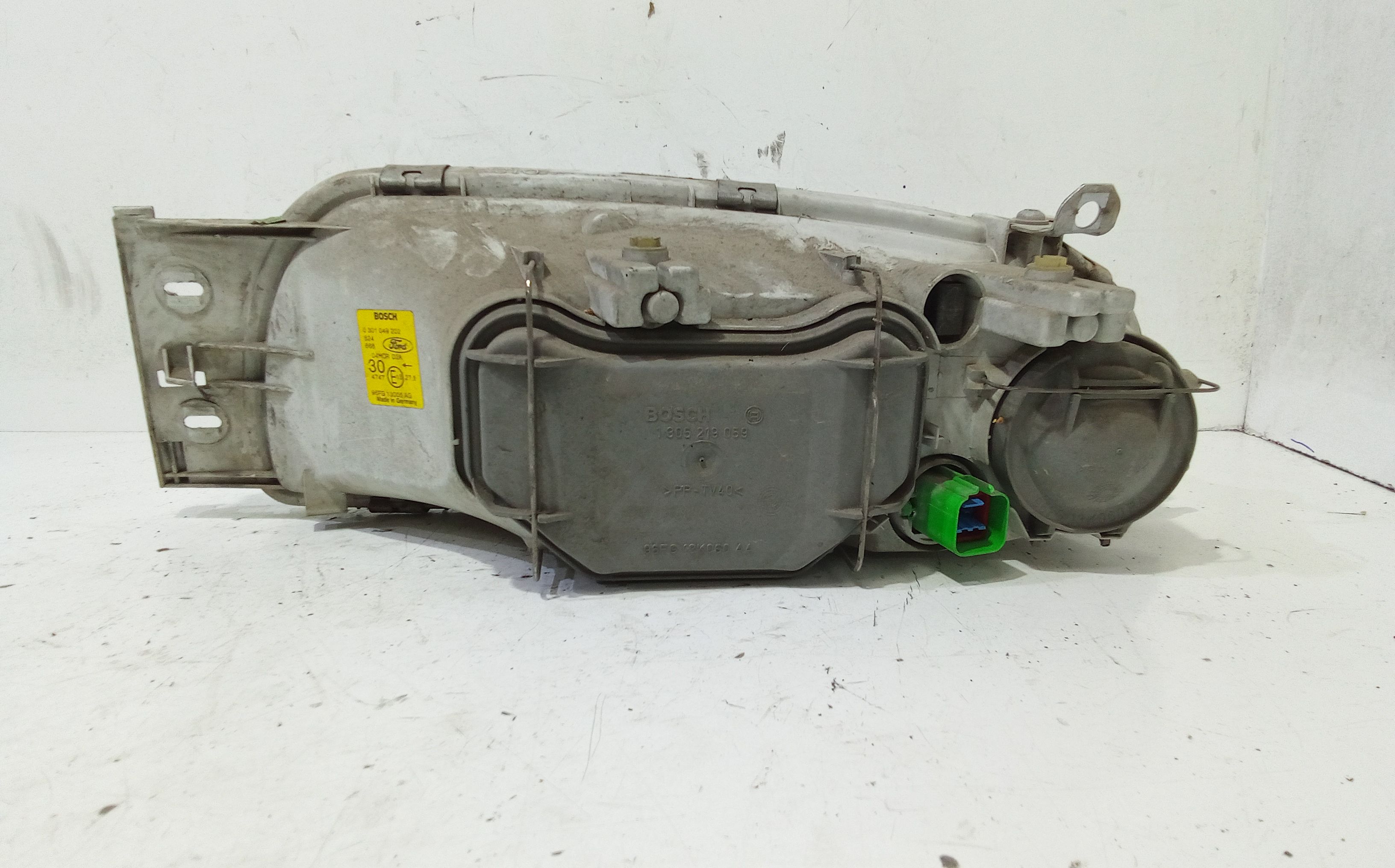 Faro anteriore Destro Passeggero FORD Fiesta 2 Serie