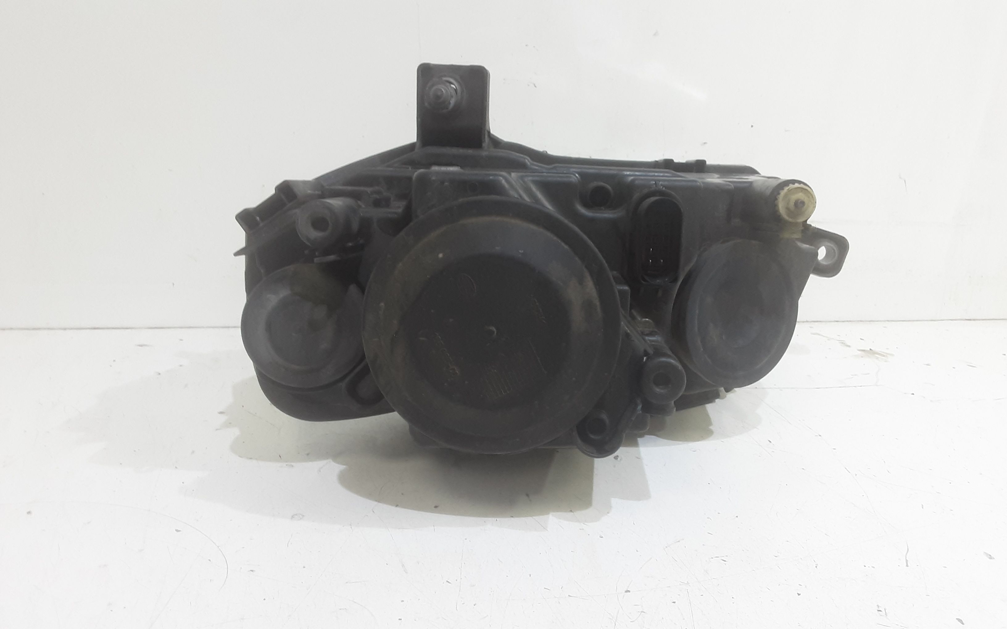 Faro anteriore Destro Passeggero VOLKSWAGEN Passat Berlina 4 Serie