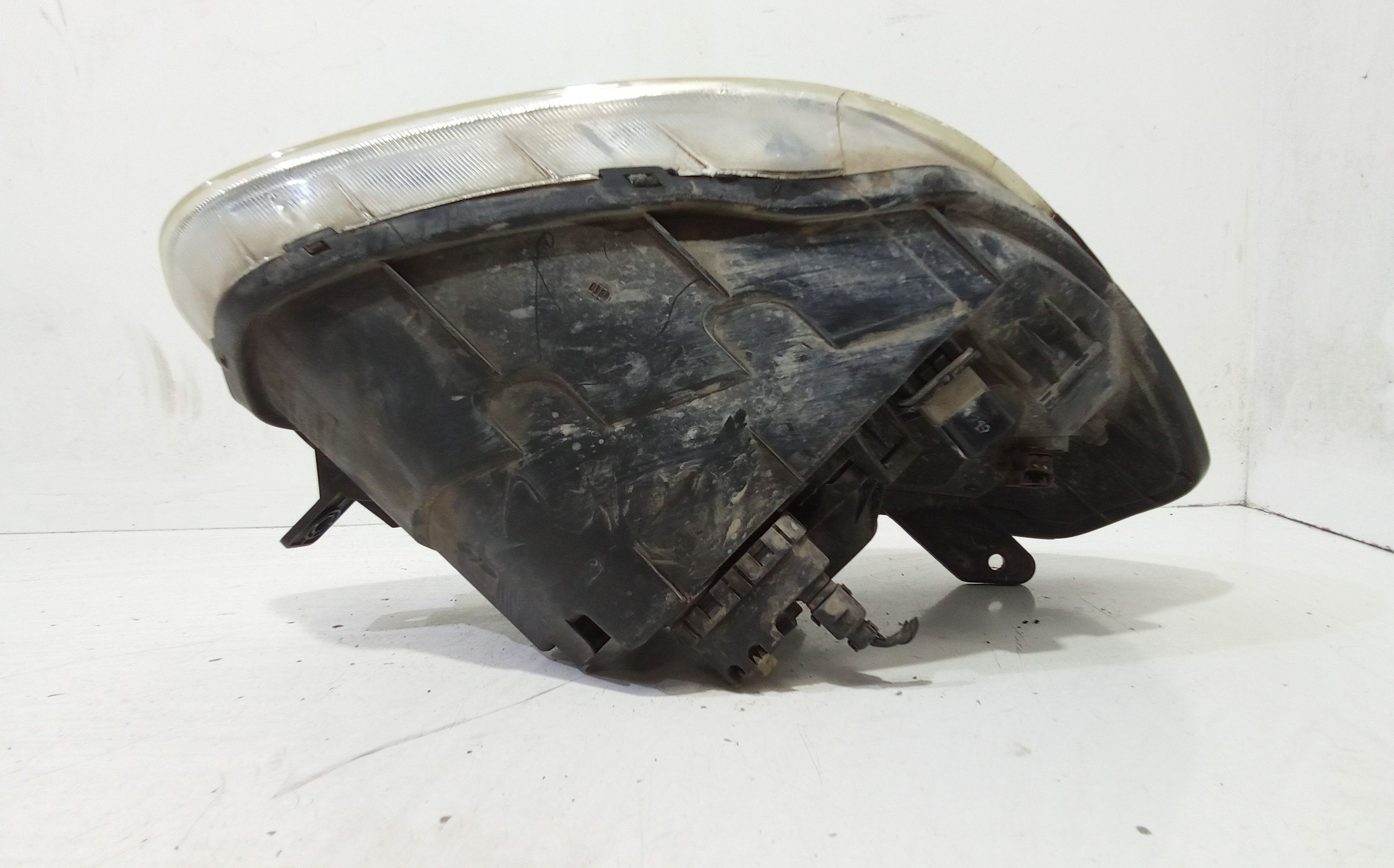 Faro anteriore Sinistro Guida HYUNDAI Accent 4 Serie