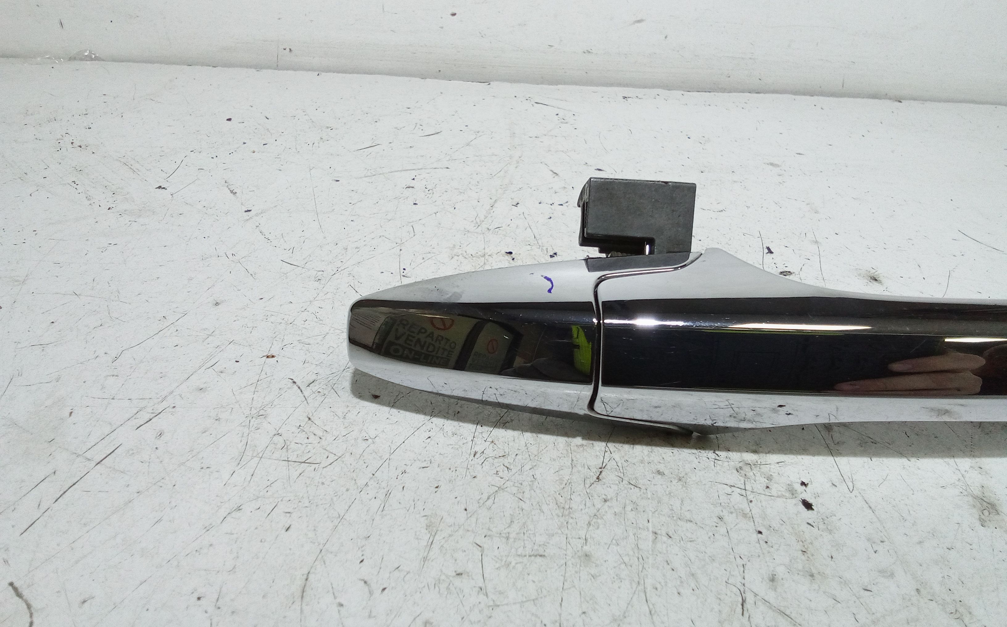 Maniglia esterna Anteriore Destra HONDA CR-V 4 Serie (07>12)