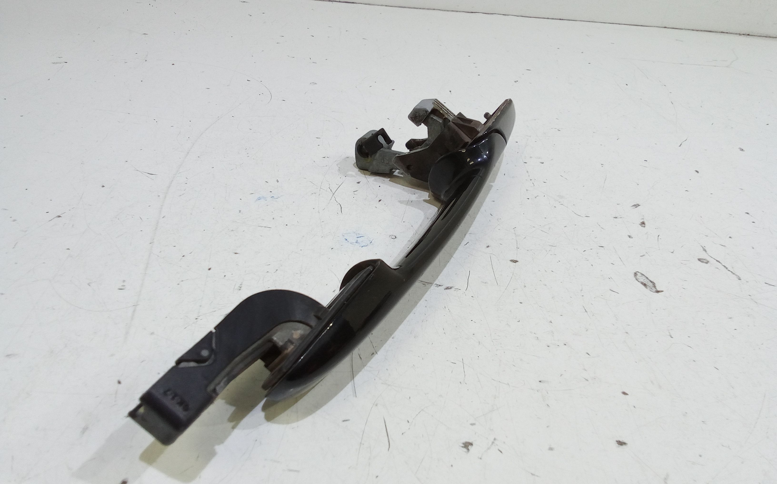 Maniglia esterna Anteriore Destra MAZDA 3 Berlina Serie (03>09)