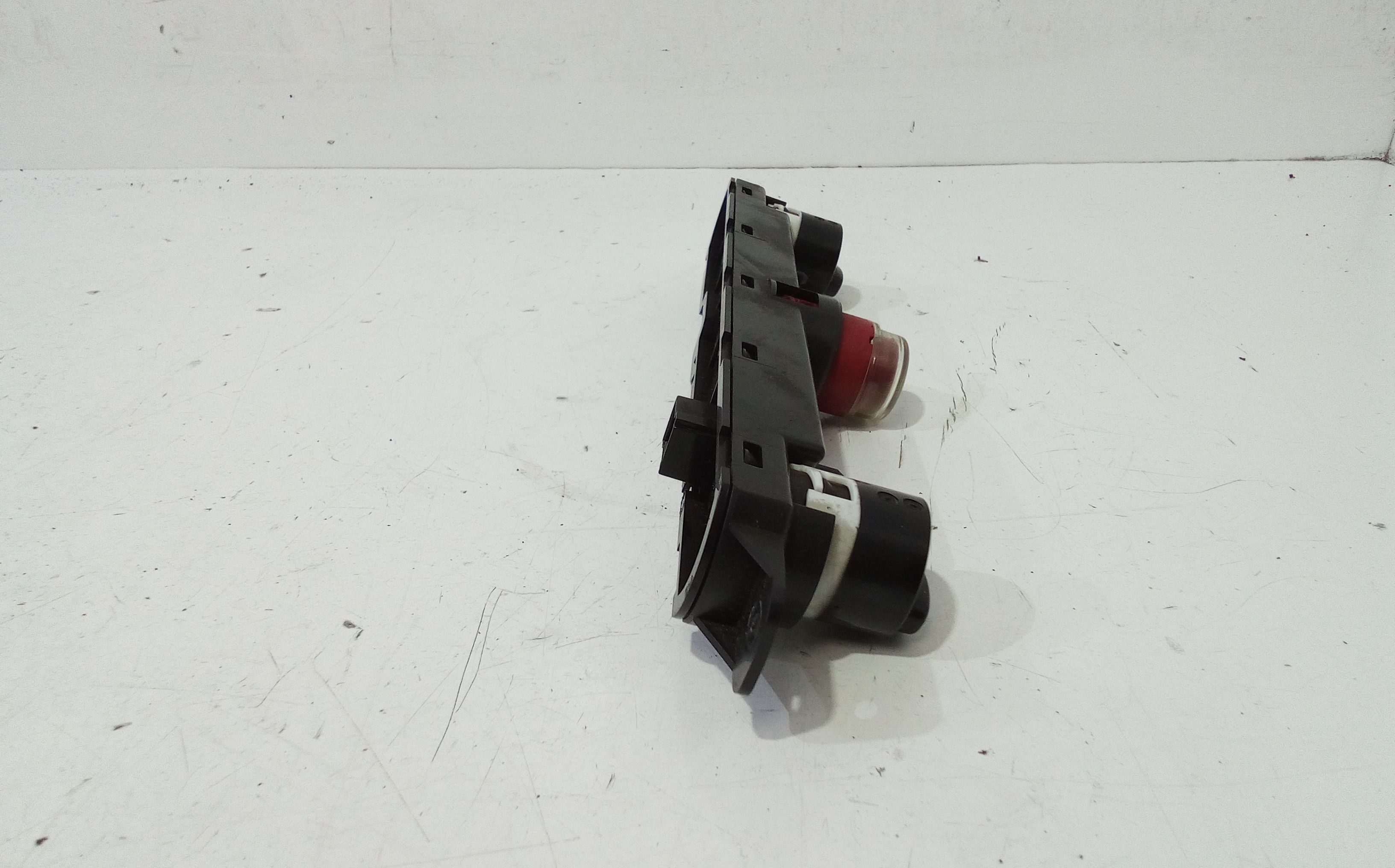 Pulsantiera Centrale FIAT 500 Serie (07>14)