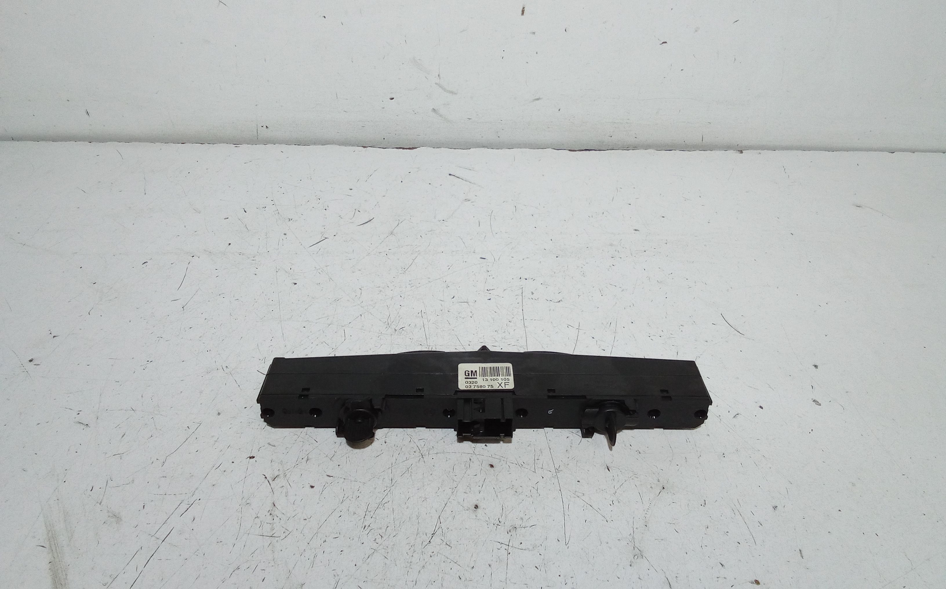 Pulsante luci di emergenza OPEL Zafira B 2 Serie