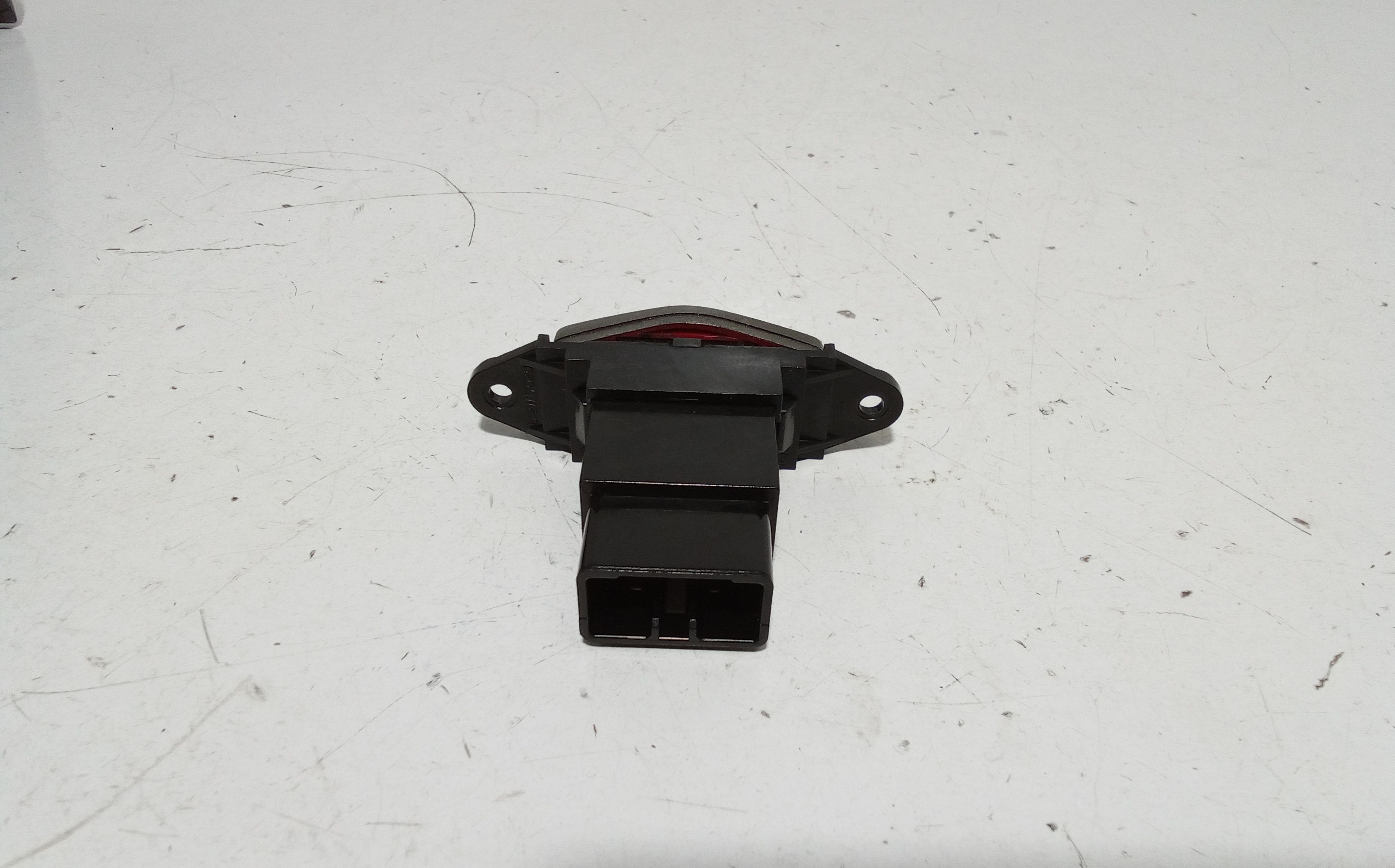 Pulsante luci di emergenza KIA Carens 1 Serie