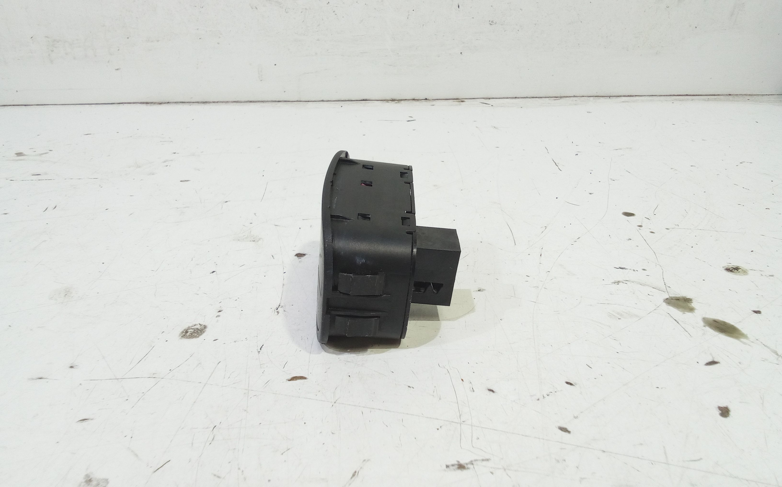 Pulsante luci di emergenza FIAT Qubo 1 Serie