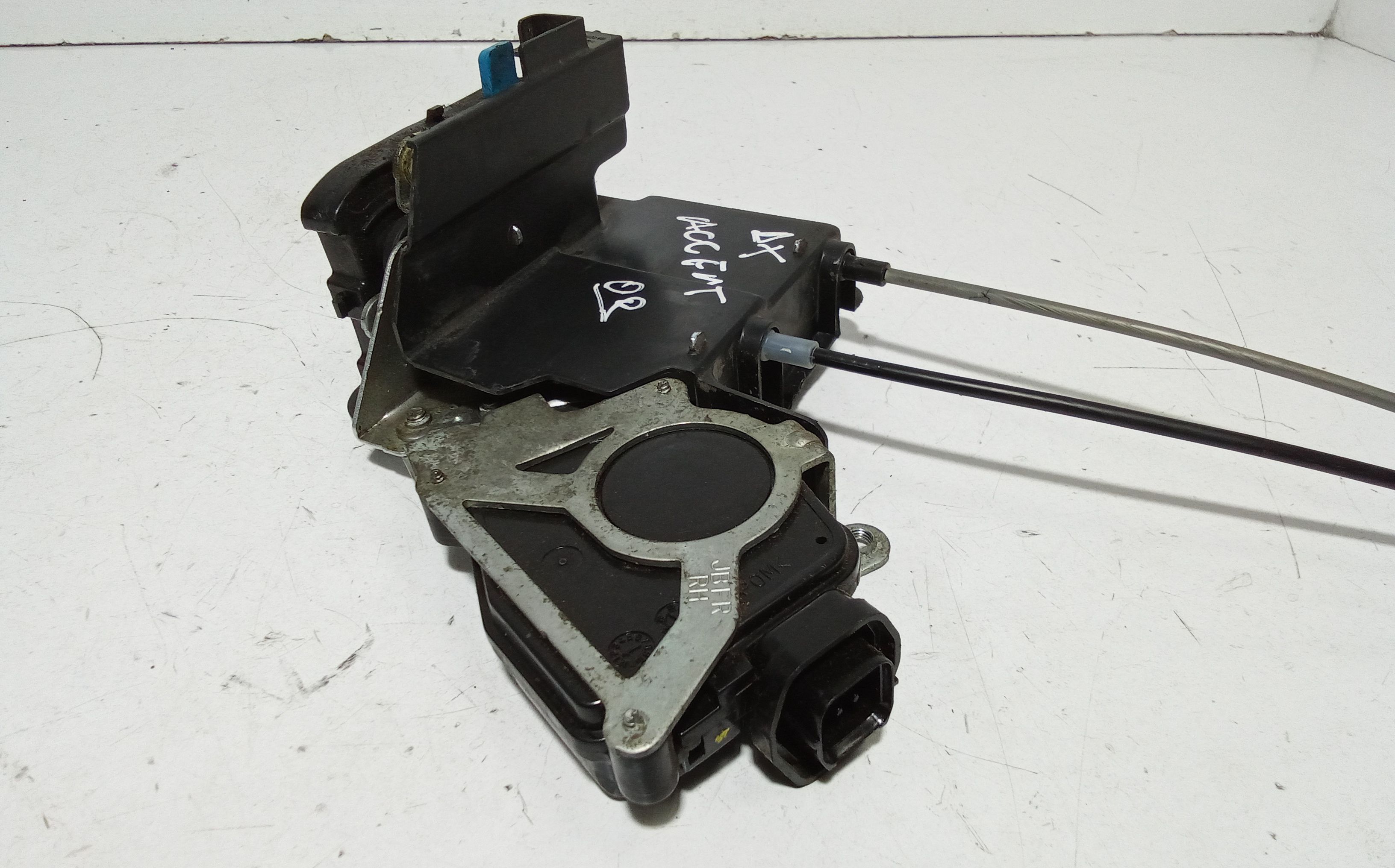 Serratura Anteriore Destra HYUNDAI Accent 4 Serie