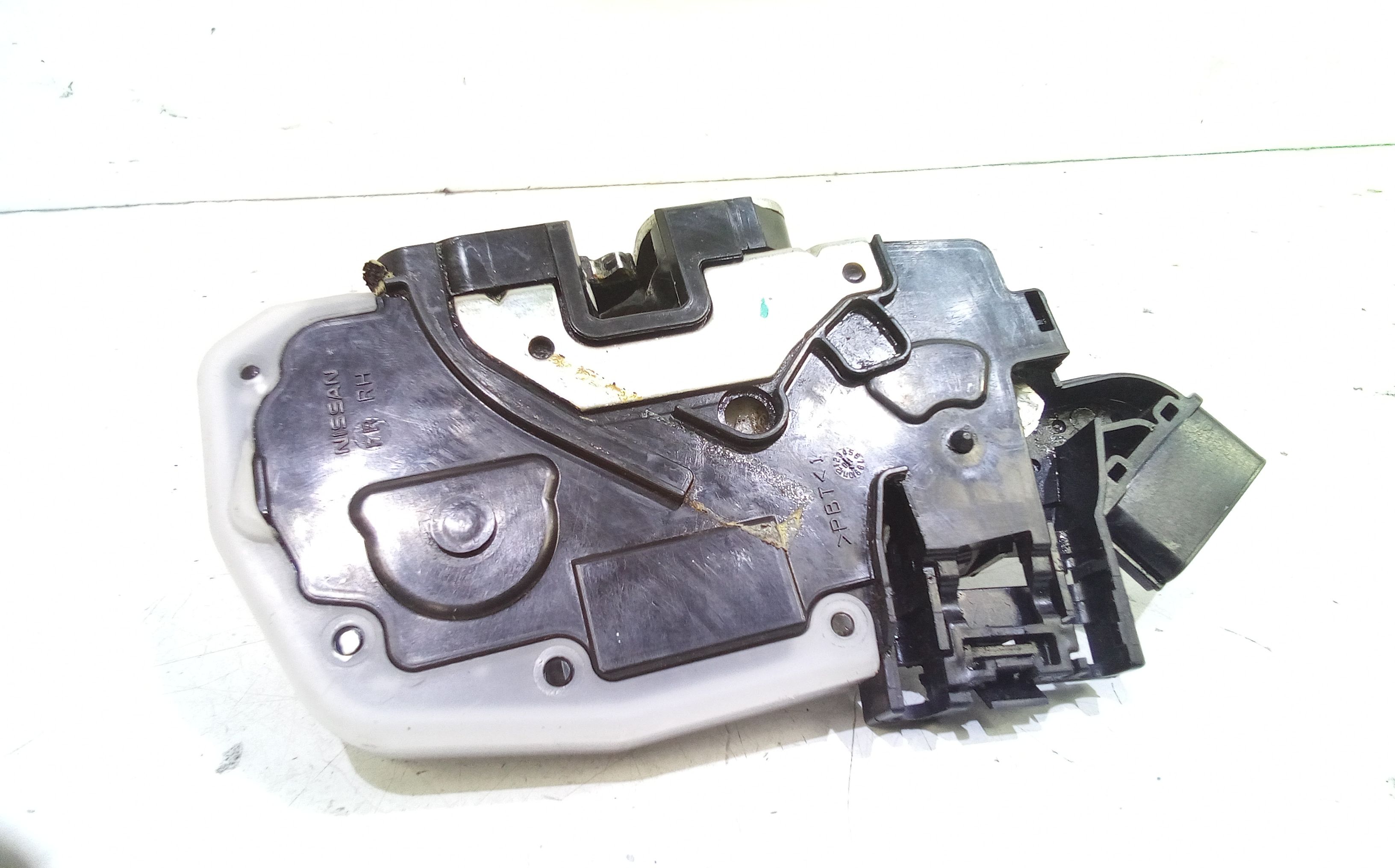 Serratura Anteriore Destra NISSAN Micra 7 Serie