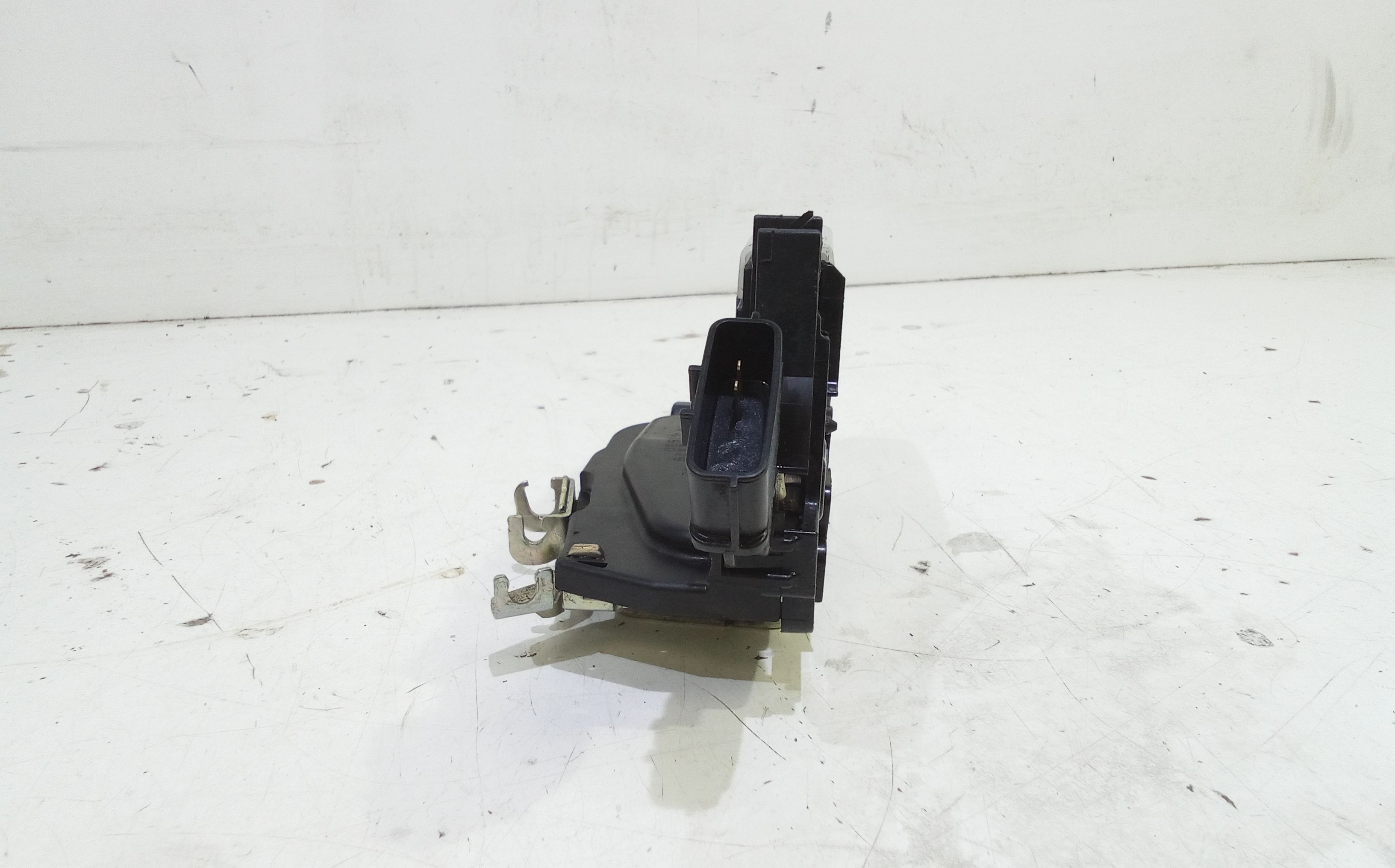 Serratura Anteriore Destra NISSAN Micra 7 Serie