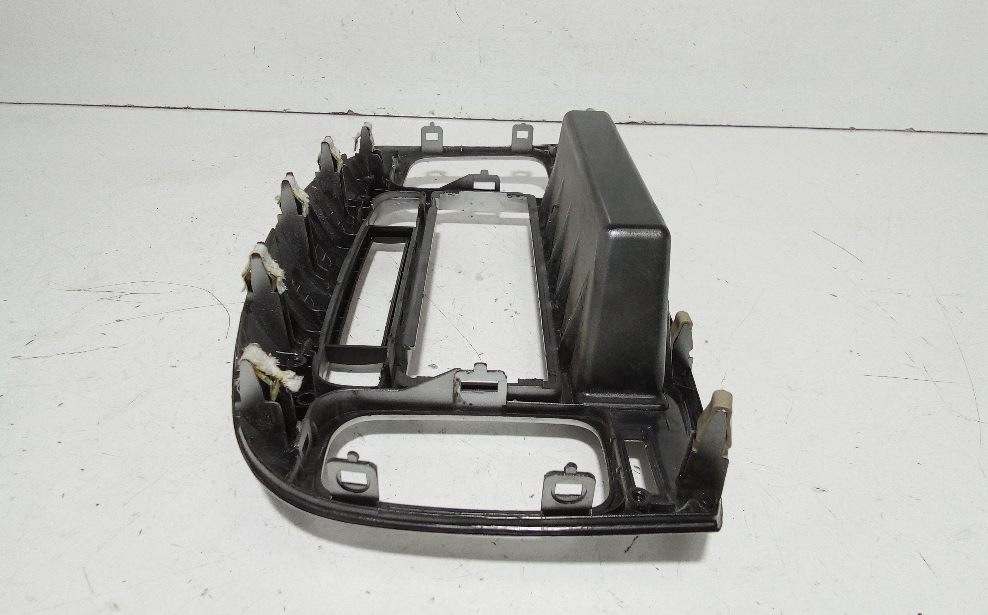 Modanatura Centrale Cruscotto HYUNDAI Accent 4 Serie