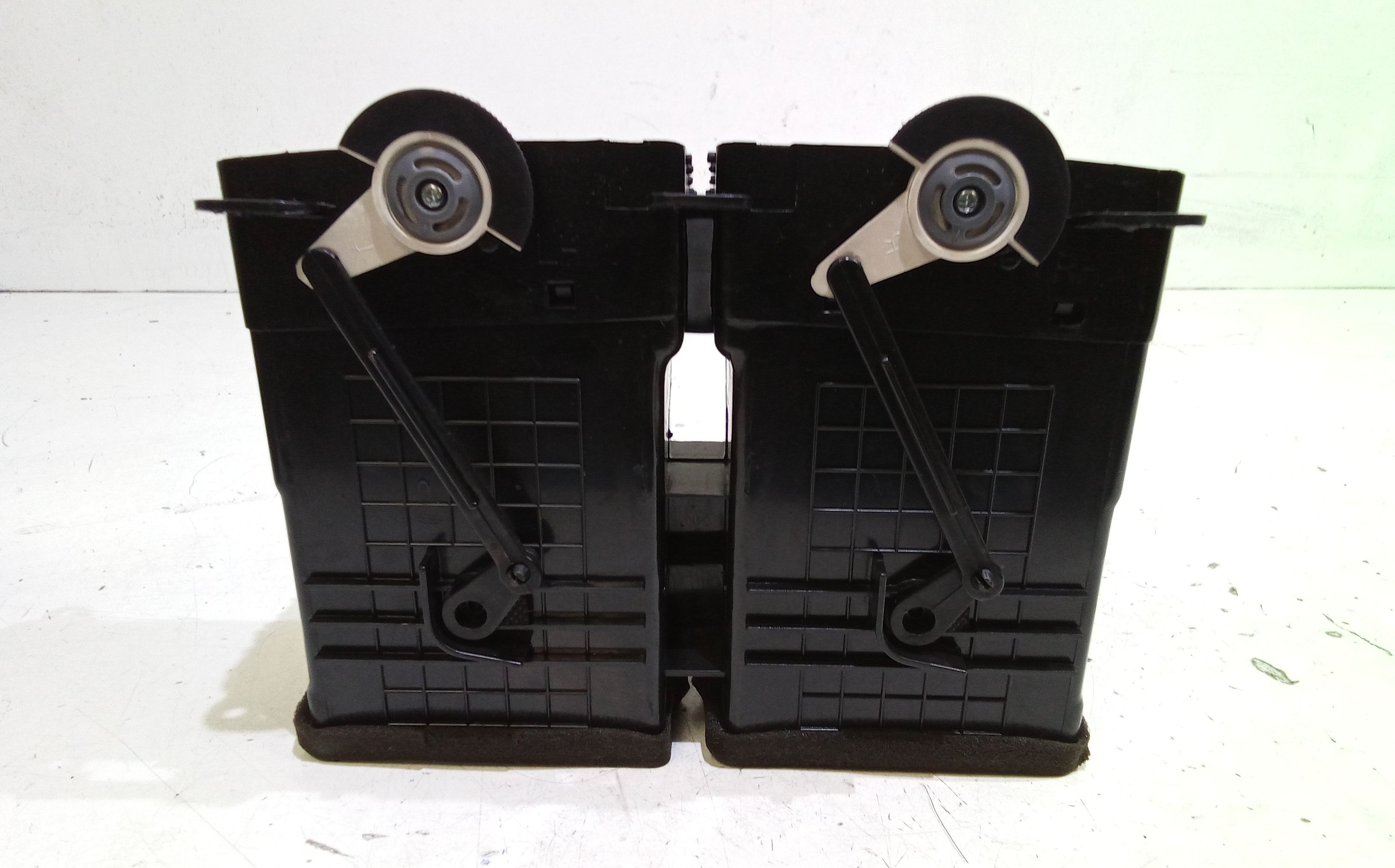 Bocchette aria tunnel centrale KIA Sportage Serie (04>10)