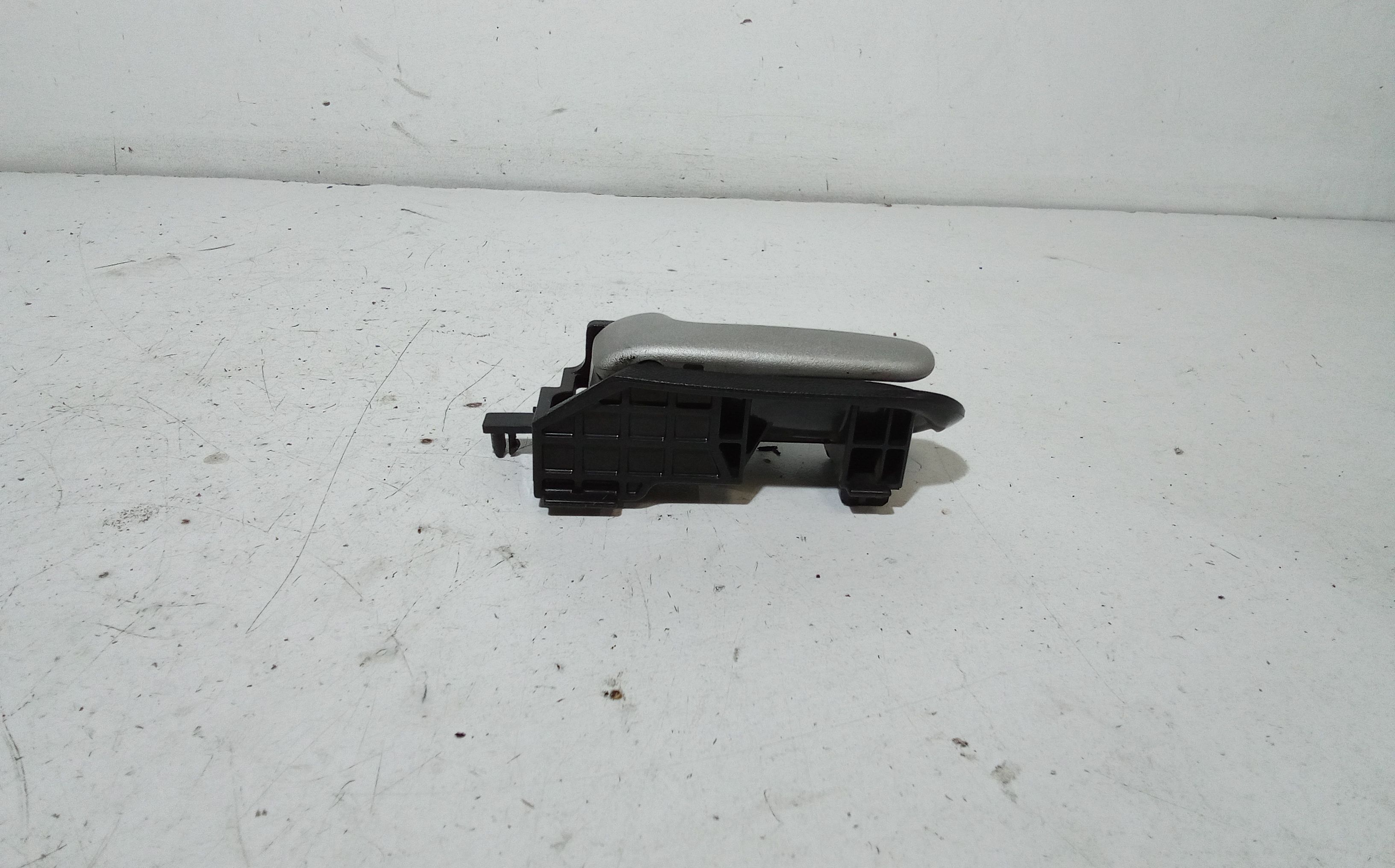 Maniglia interna Posteriore Sinistra TOYOTA Yaris Verso Serie (03>07)