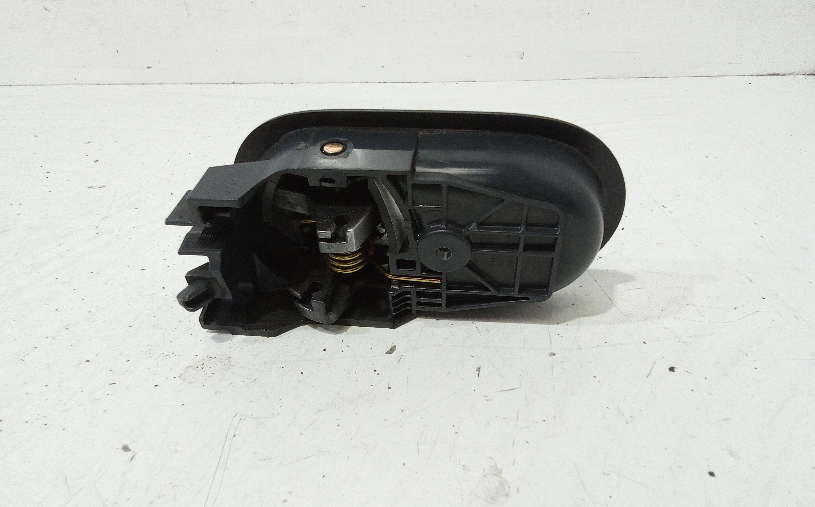 Maniglia interna Anteriore Destra MITSUBISHI Colt CZ3 (05>08)