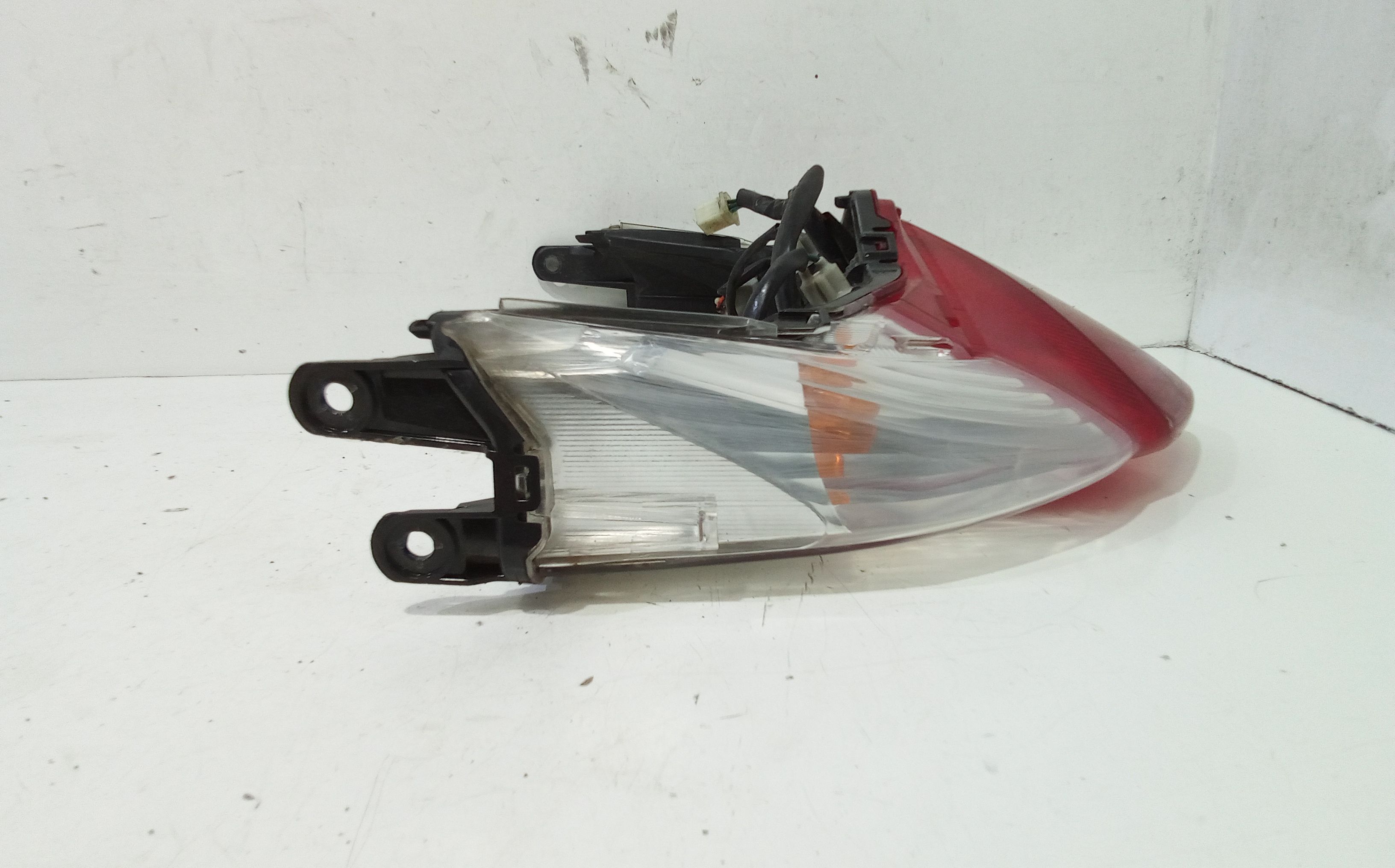 Stop posteriore HONDA SH 150cc (10>)