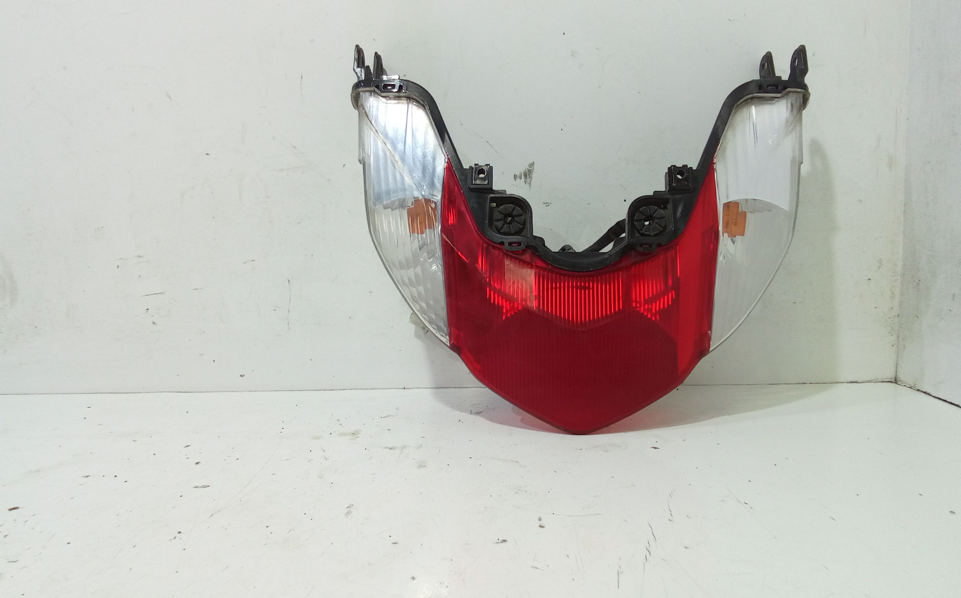 Stop posteriore HONDA SH 150cc (10>)