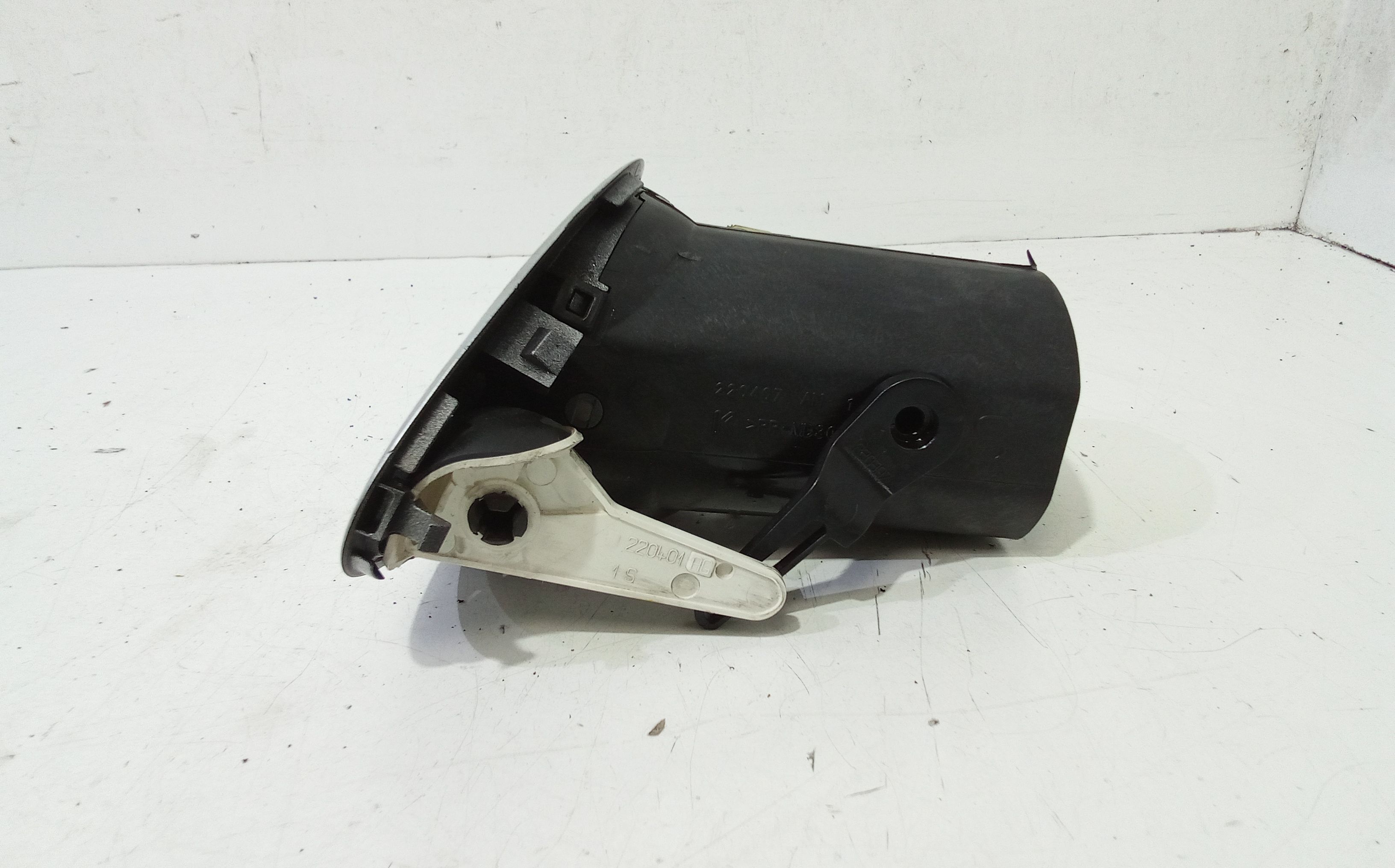 Bocchetta aria cruscotto lato guida RENAULT Clio Serie (01>05)