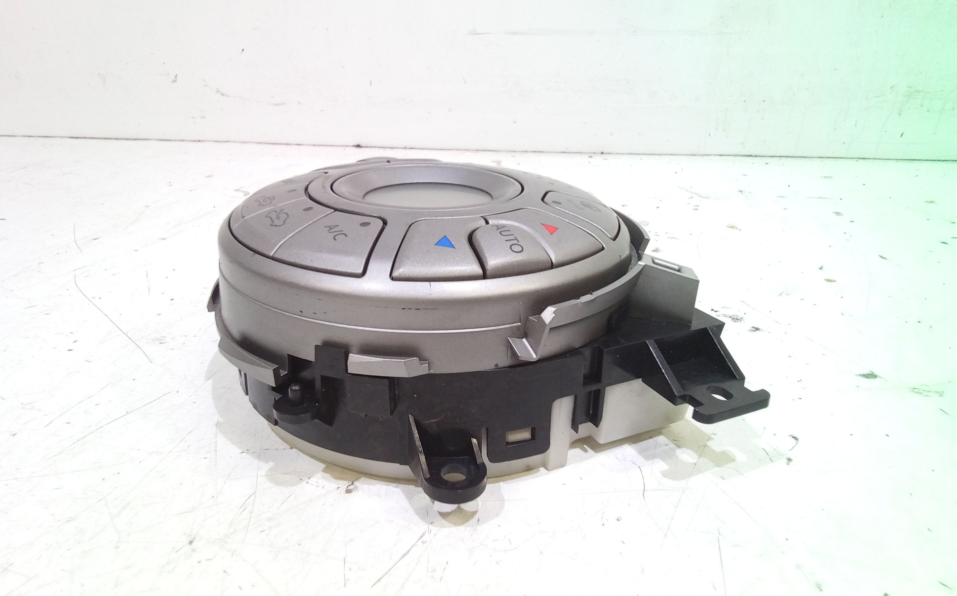 Centralina clima NISSAN Micra 7 Serie