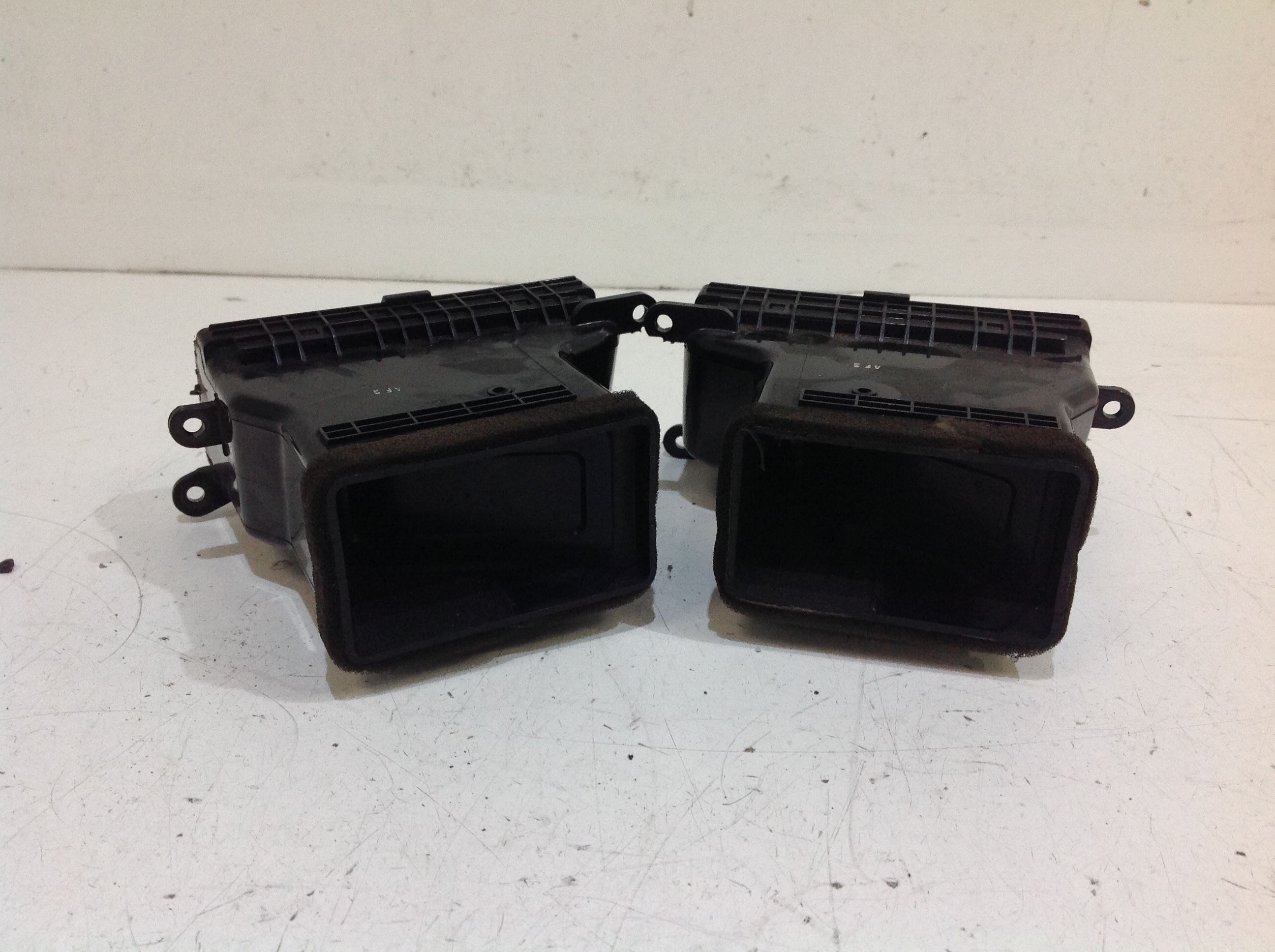 Bocchette Aria Centrale KIA Carnival 2 Serie