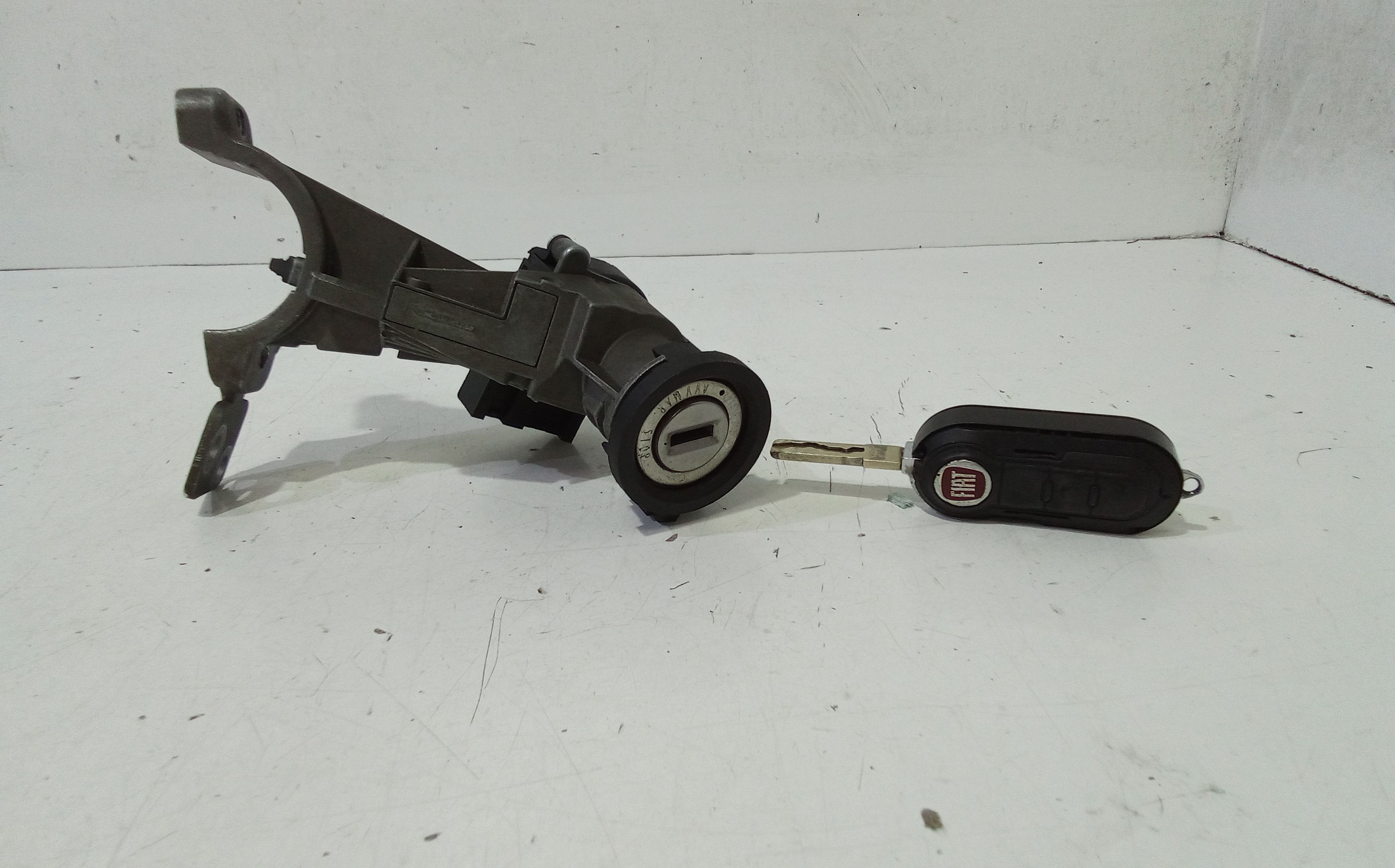 Blocchetto d?accensione con chiave FIAT Grande Punto 1 Serie