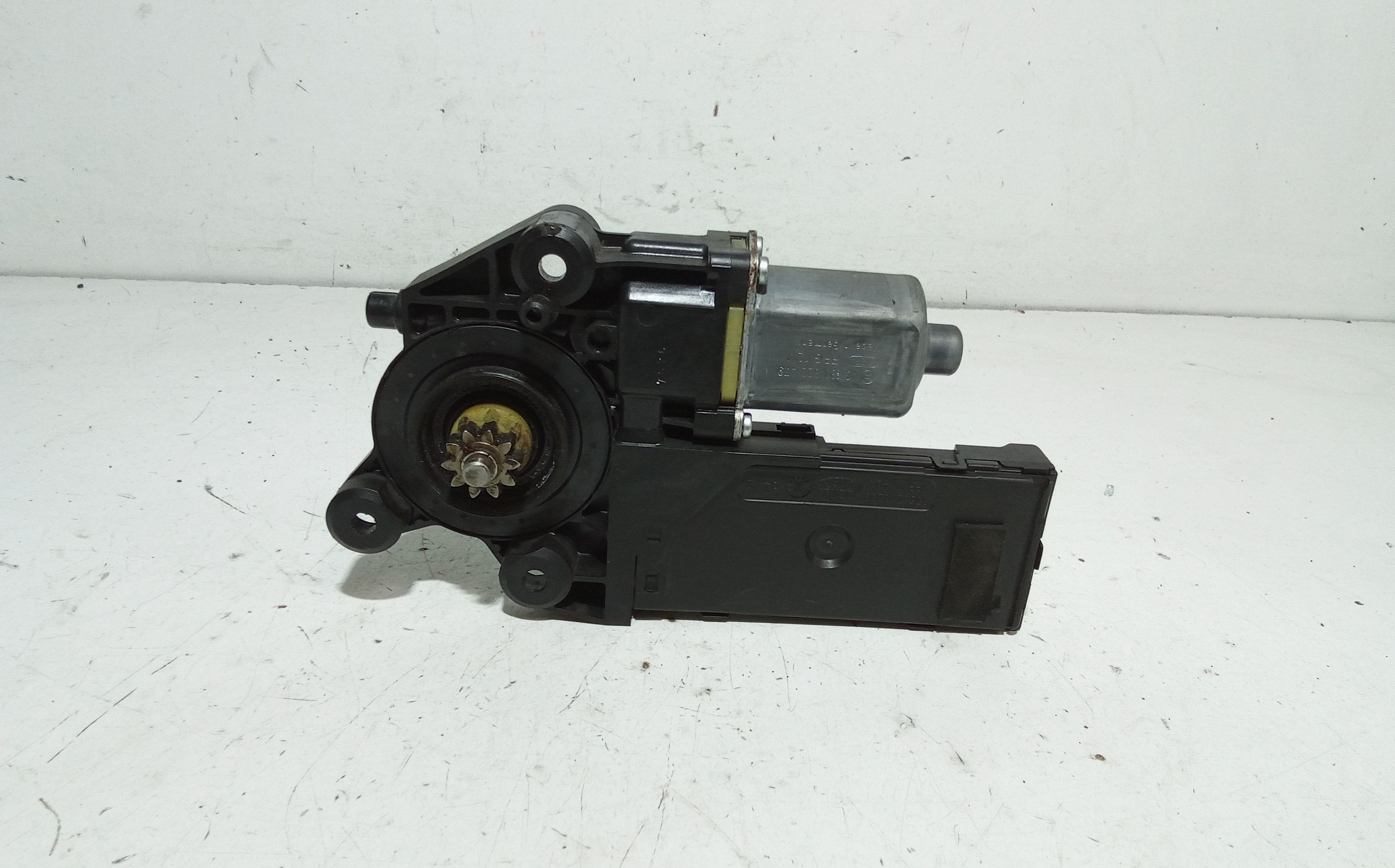 Motorino Alzavetro anteriore Sinistro RENAULT Megane S. Wagon (08>12)