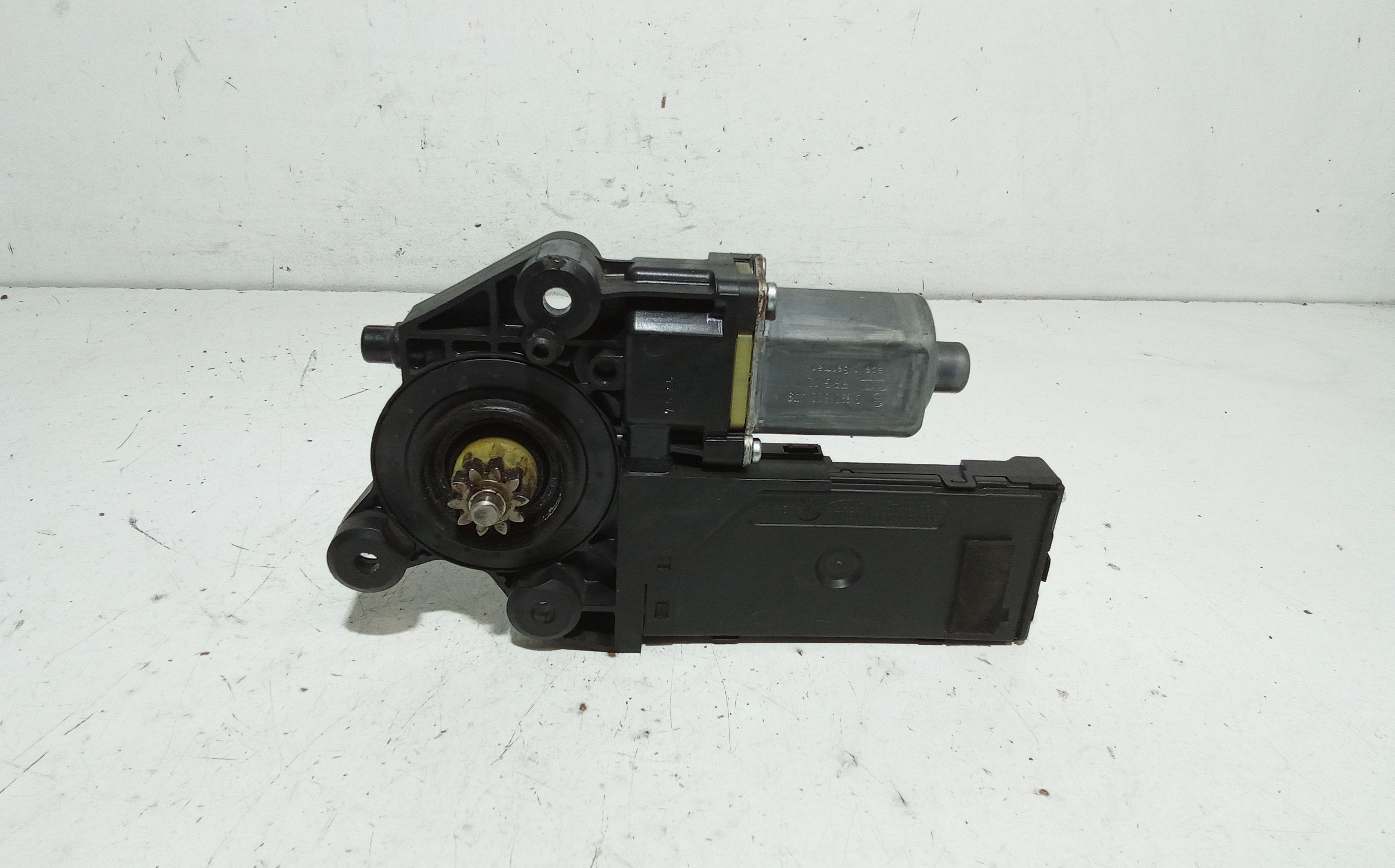 Motorino Alzavetro anteriore Sinistro RENAULT Megane S. Wagon (08>12)