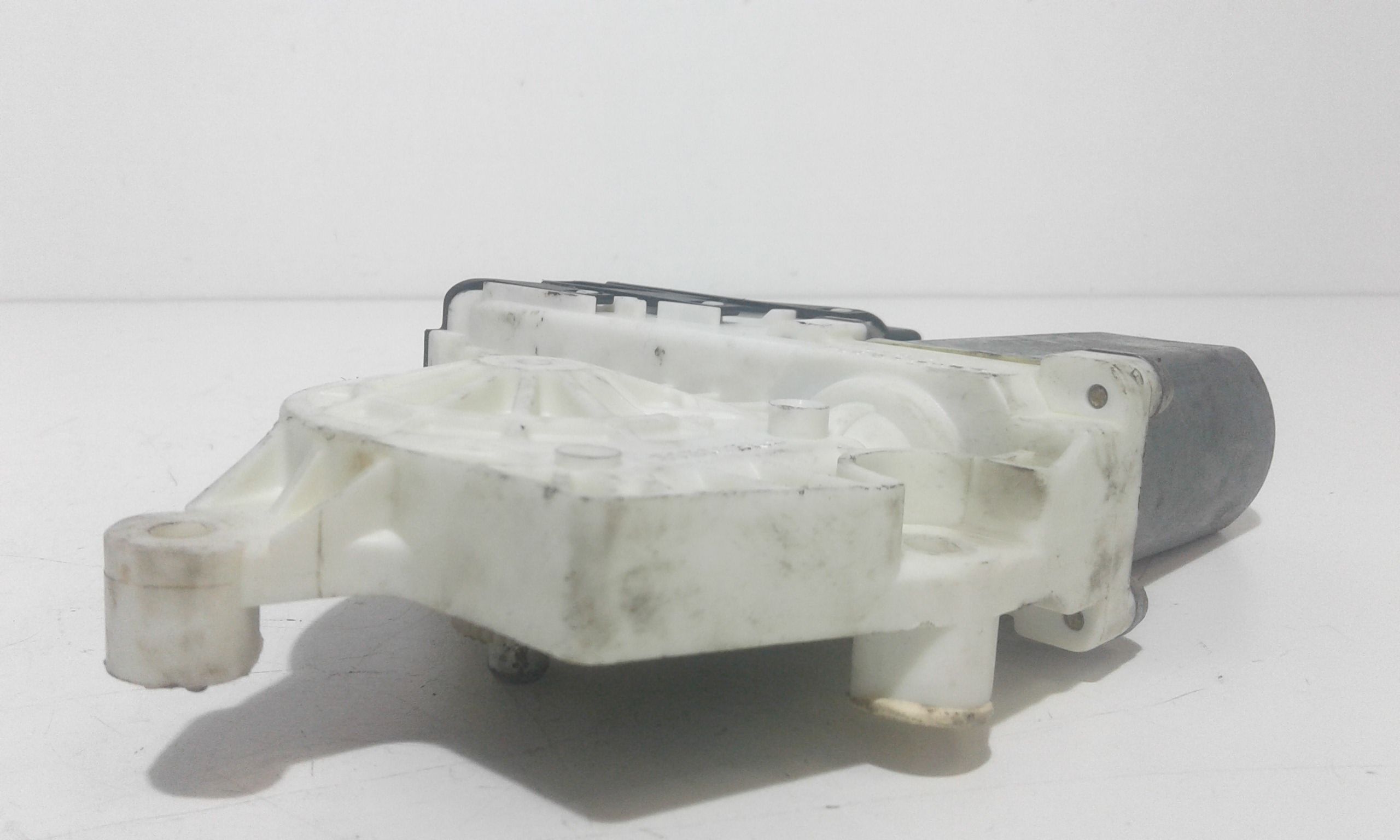 Motorino Alzavetro posteriore Sinistro VOLKSWAGEN Golf 4 Berlina (97>03)