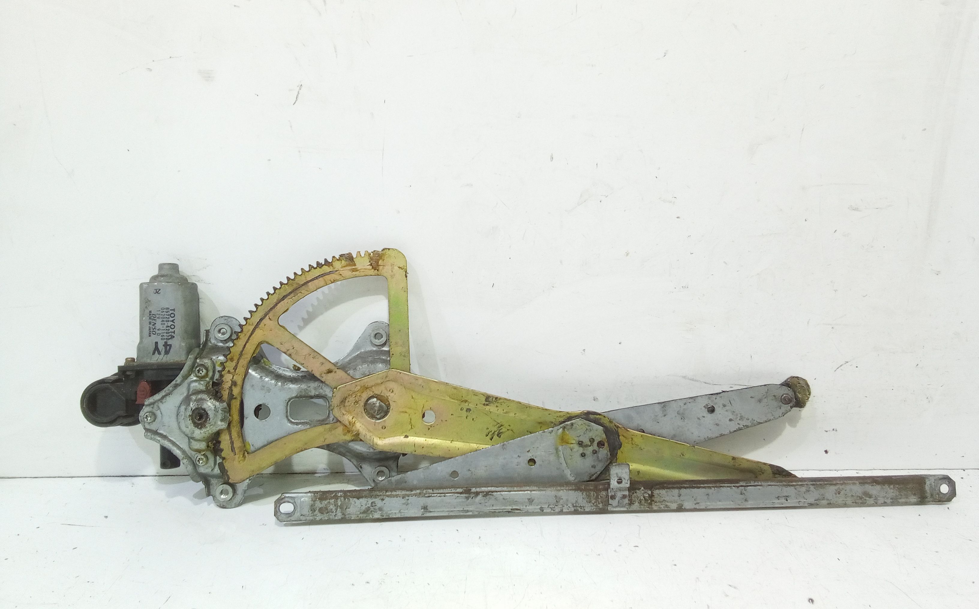 Cremagliera anteriore sinistra Guida TOYOTA Rav4 2 Serie