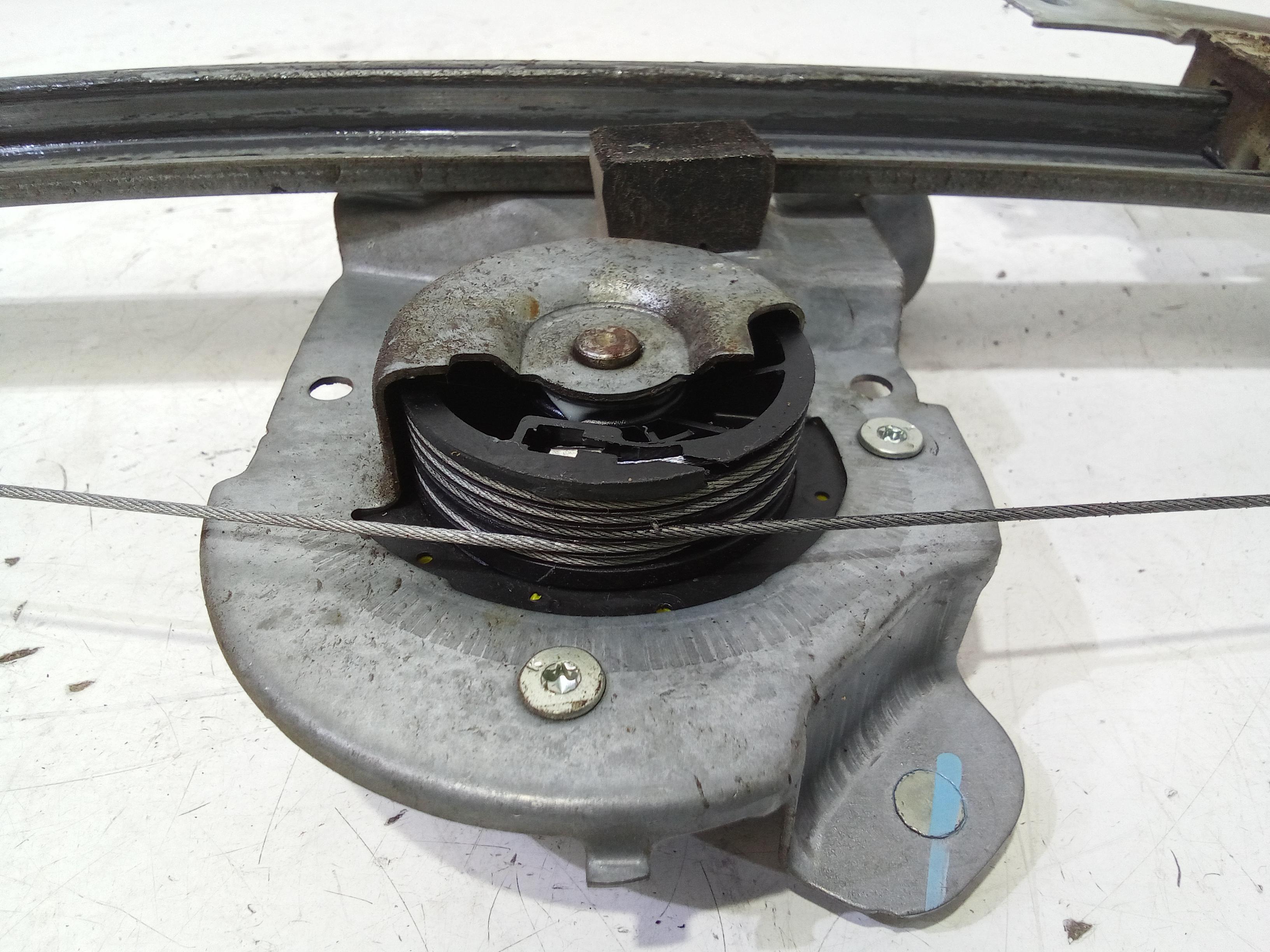 Cremagliera anteriore sinistra Guida TOYOTA Aygo 2 Serie