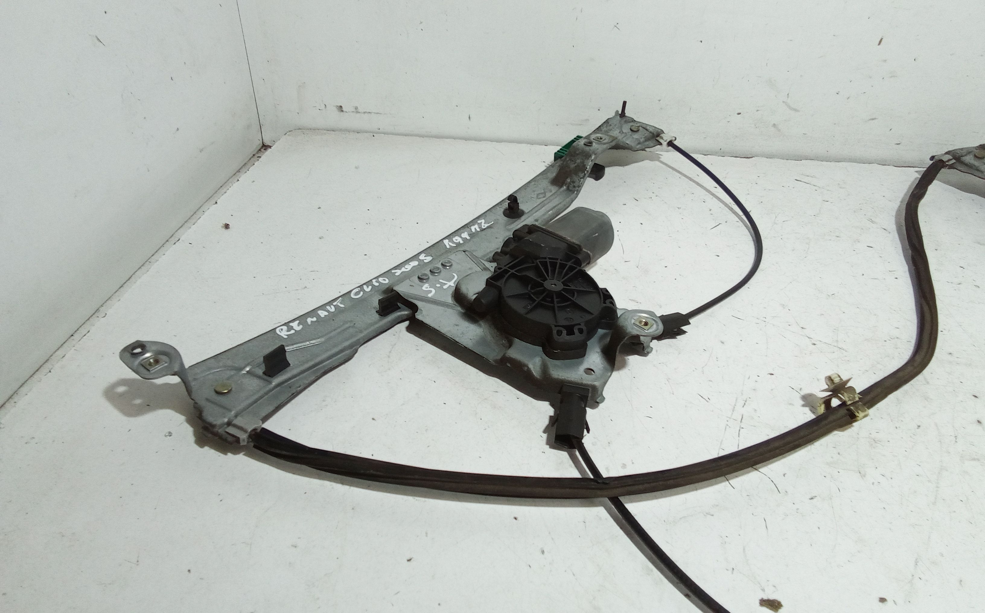 Cremagliera anteriore sinistra Guida RENAULT Clio Serie (04>08)