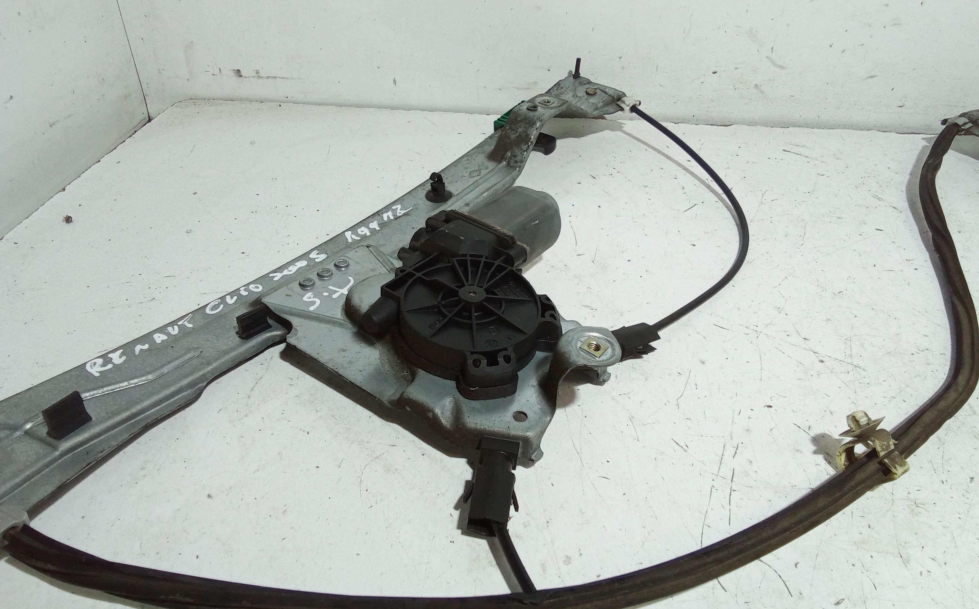 Cremagliera anteriore sinistra Guida RENAULT Clio Serie (04>08)