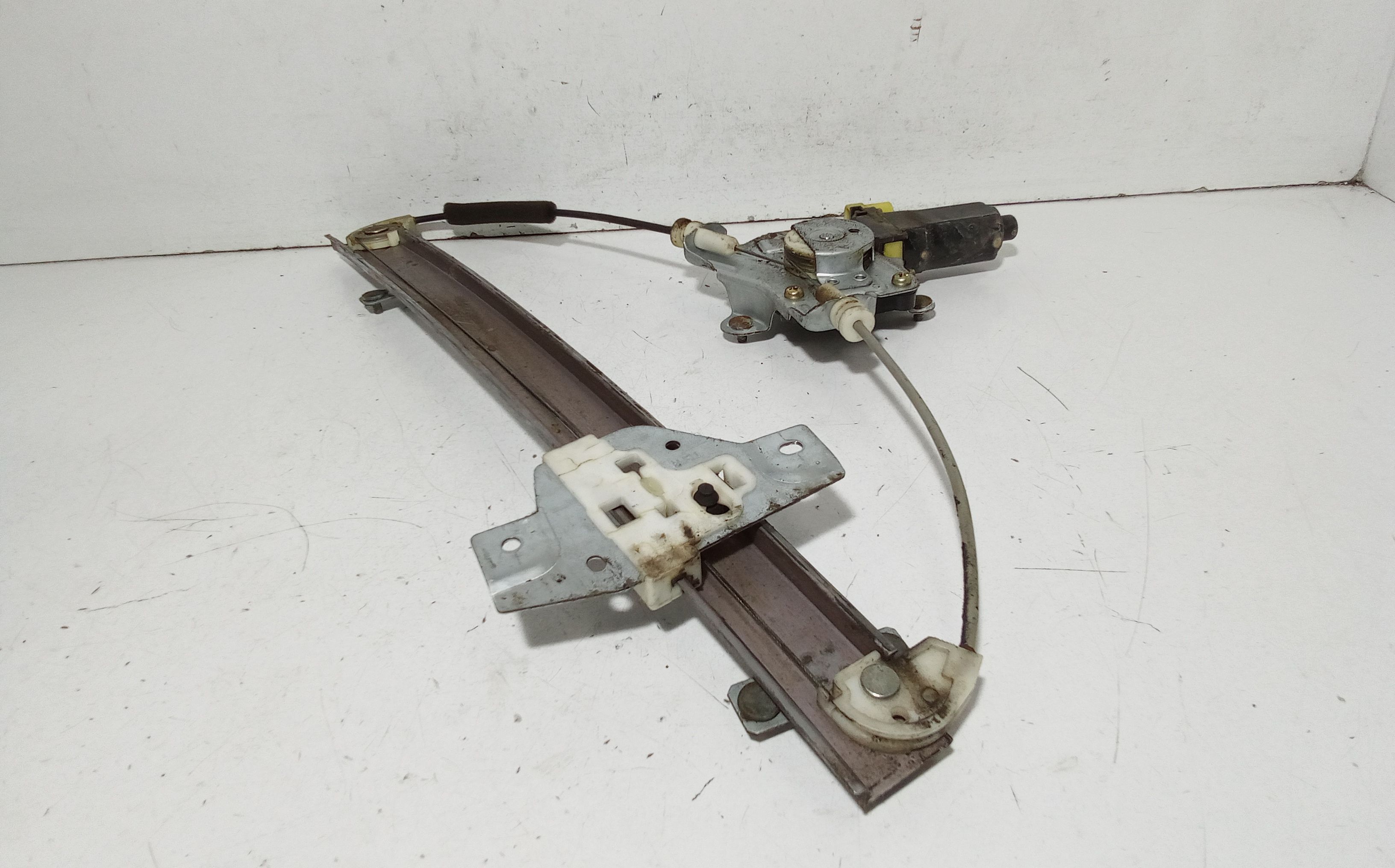 Cremagliera anteriore sinistra Guida HYUNDAI Getz 1 Serie