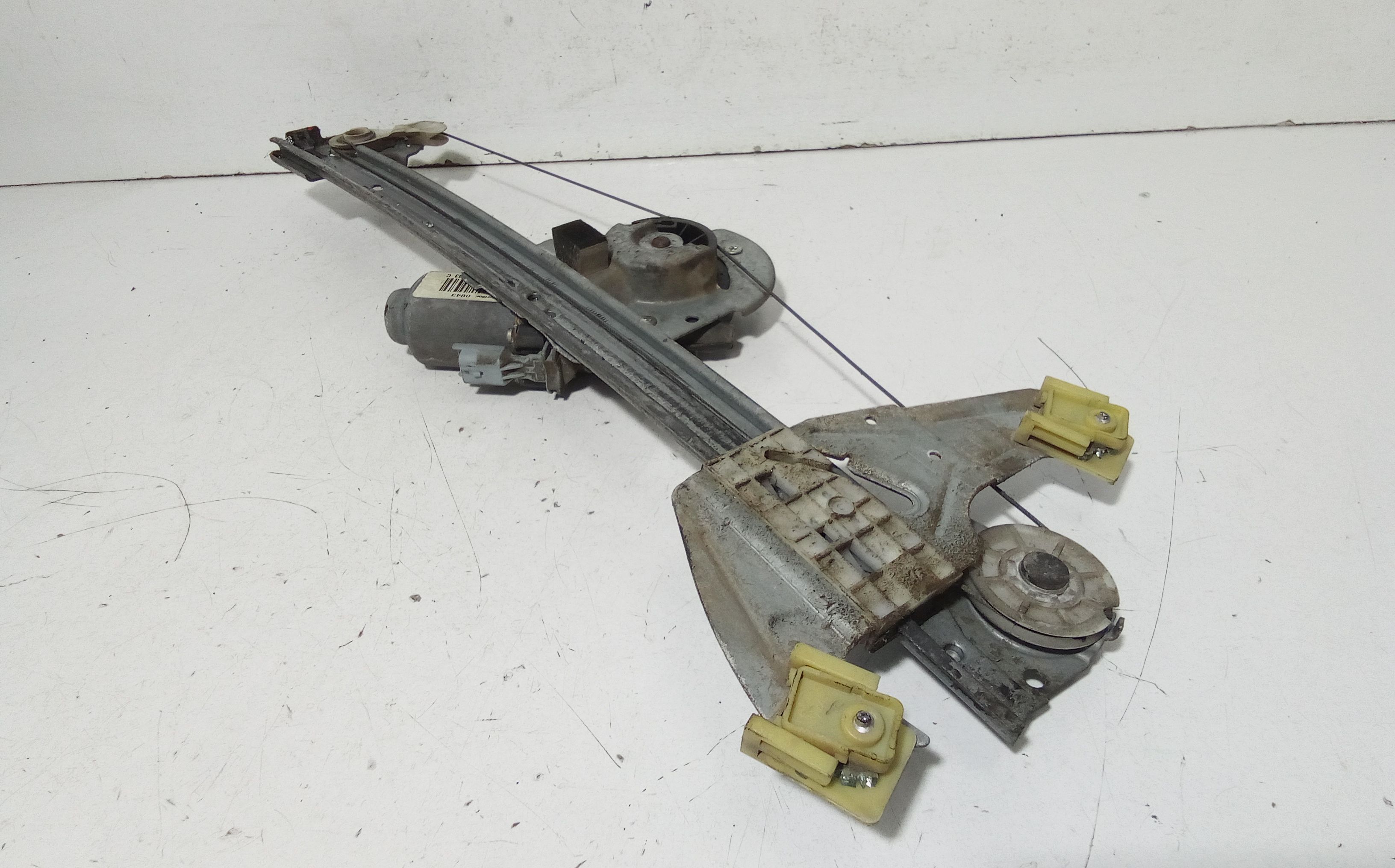 Cremagliera anteriore sinistra Guida TOYOTA Aygo 1 Serie