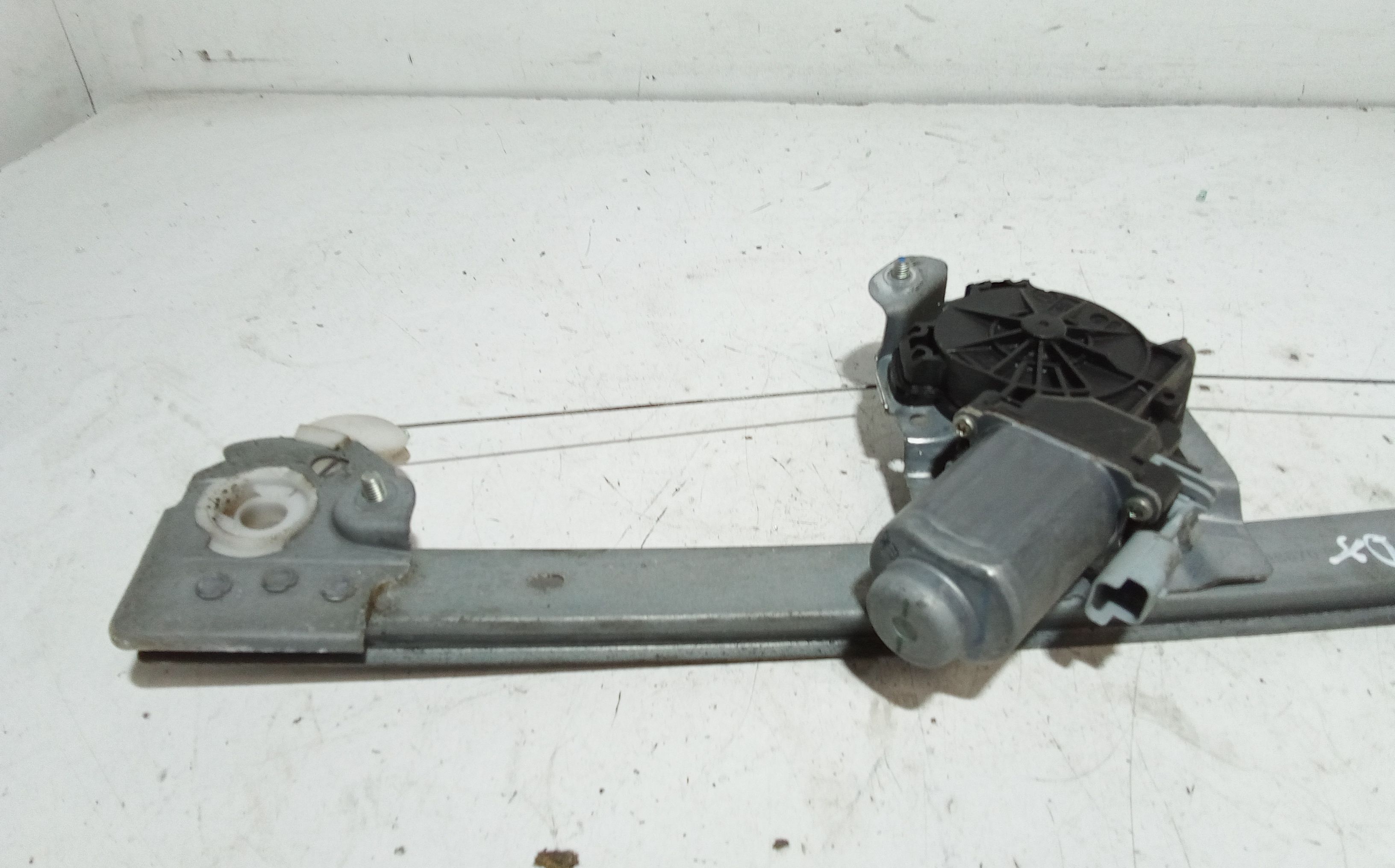 Cremagliera anteriore destra passeggero PEUGEOT 107 1 Serie