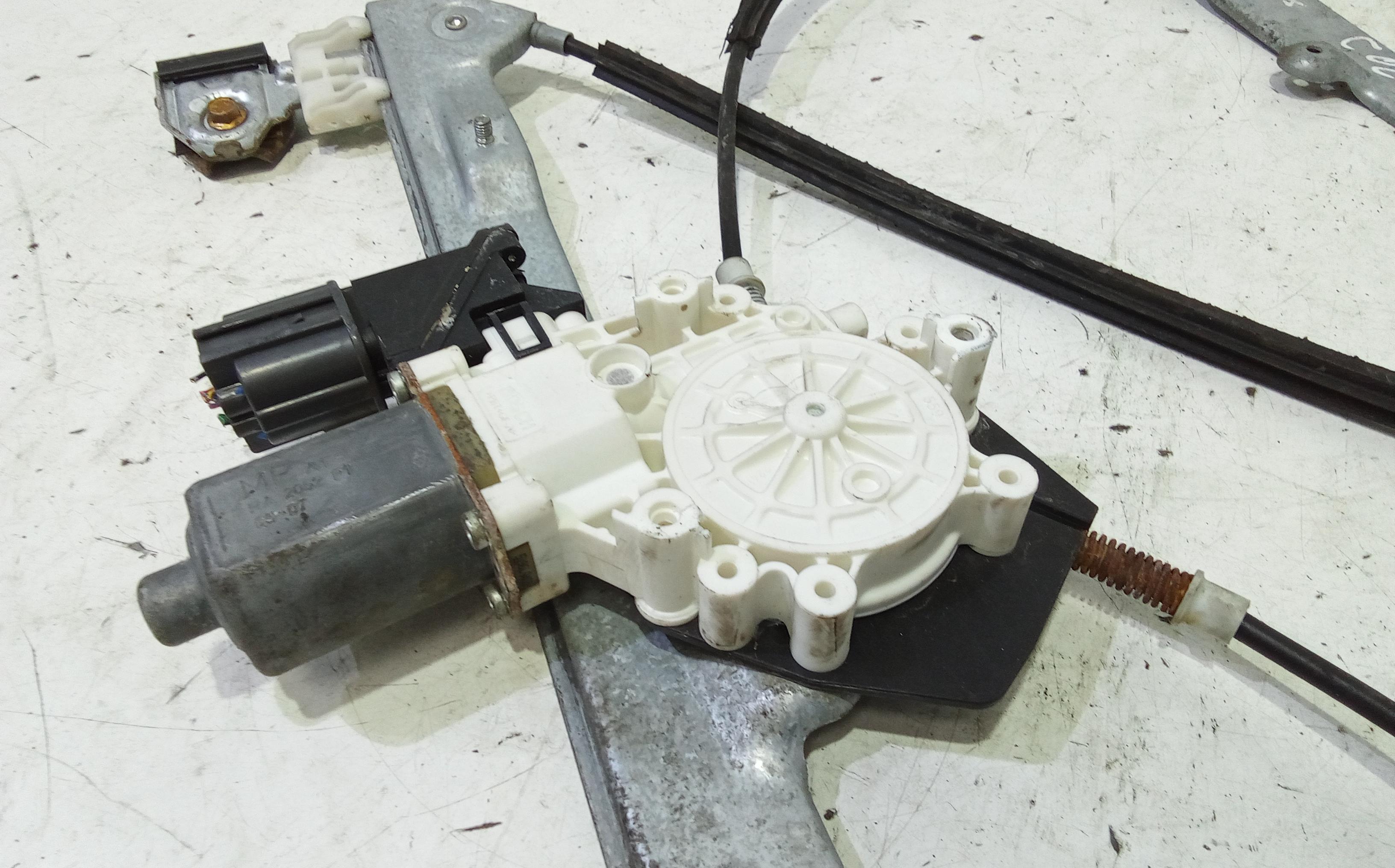 Cremagliera anteriore destra passeggero MITSUBISHI Colt Serie 3P (Z30)  (04>12)