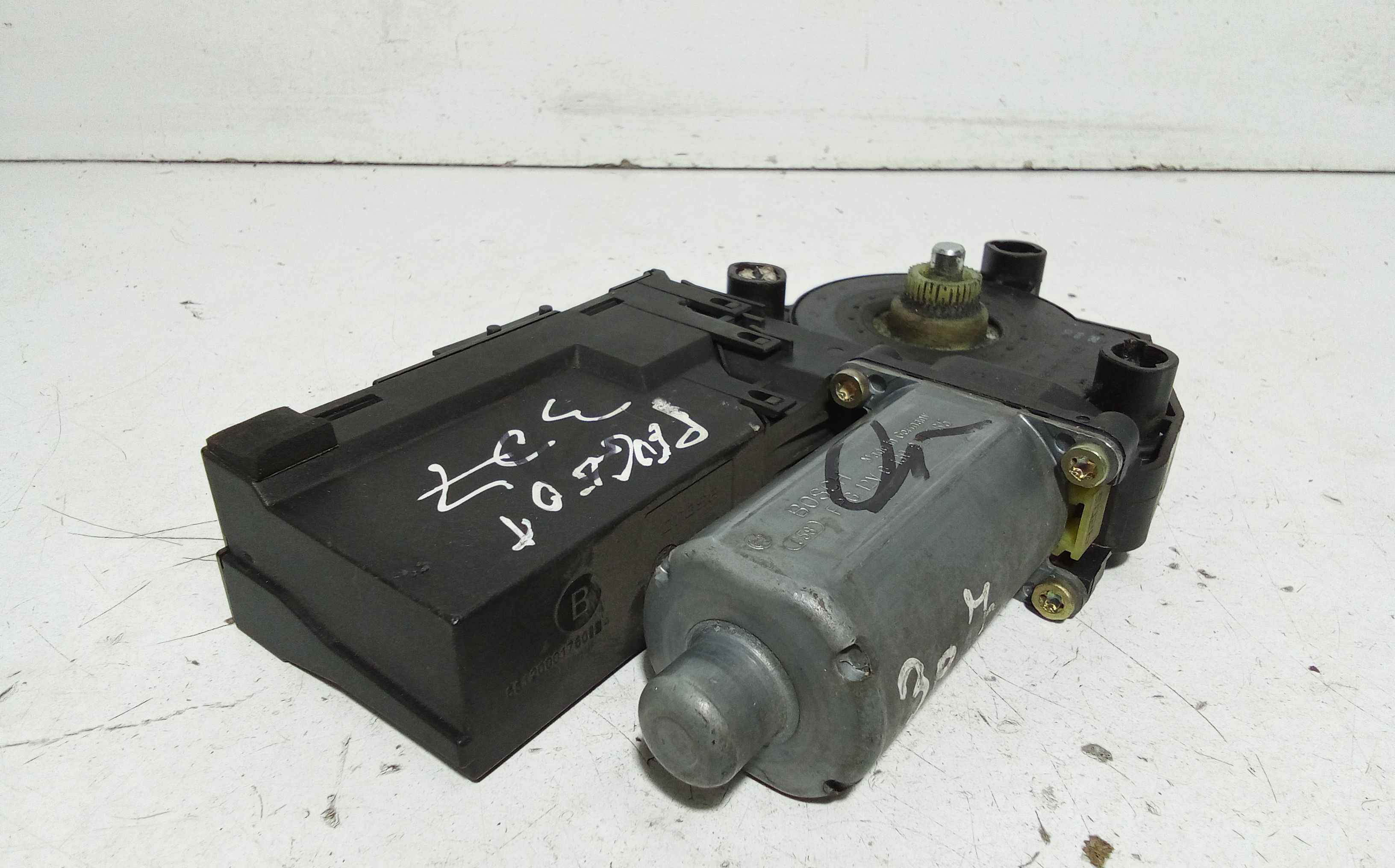 Motorino Alzavetro anteriore destra PEUGEOT 307 Berlina