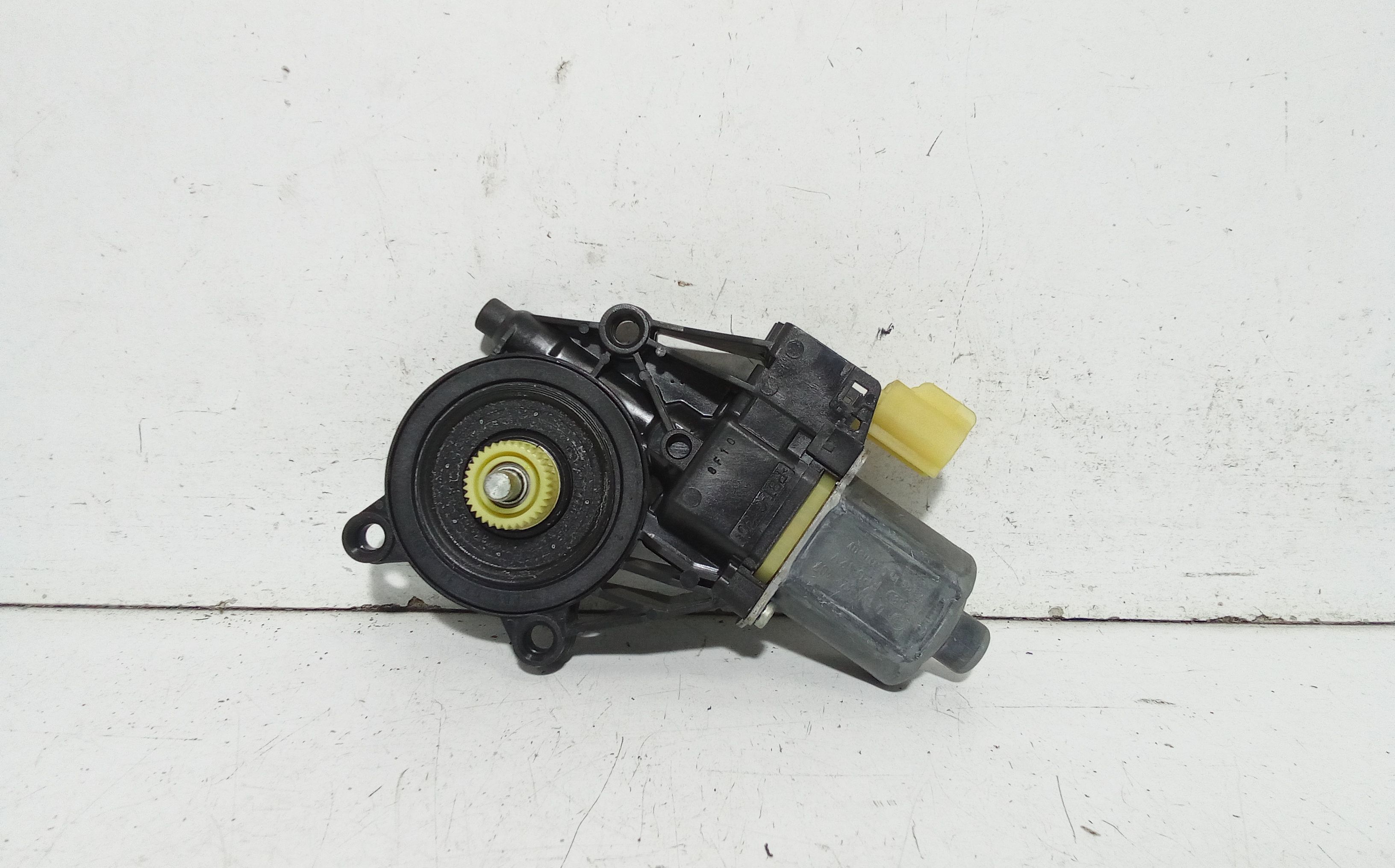 Motorino Alzavetro anteriore destra FORD Fiesta 6 Serie