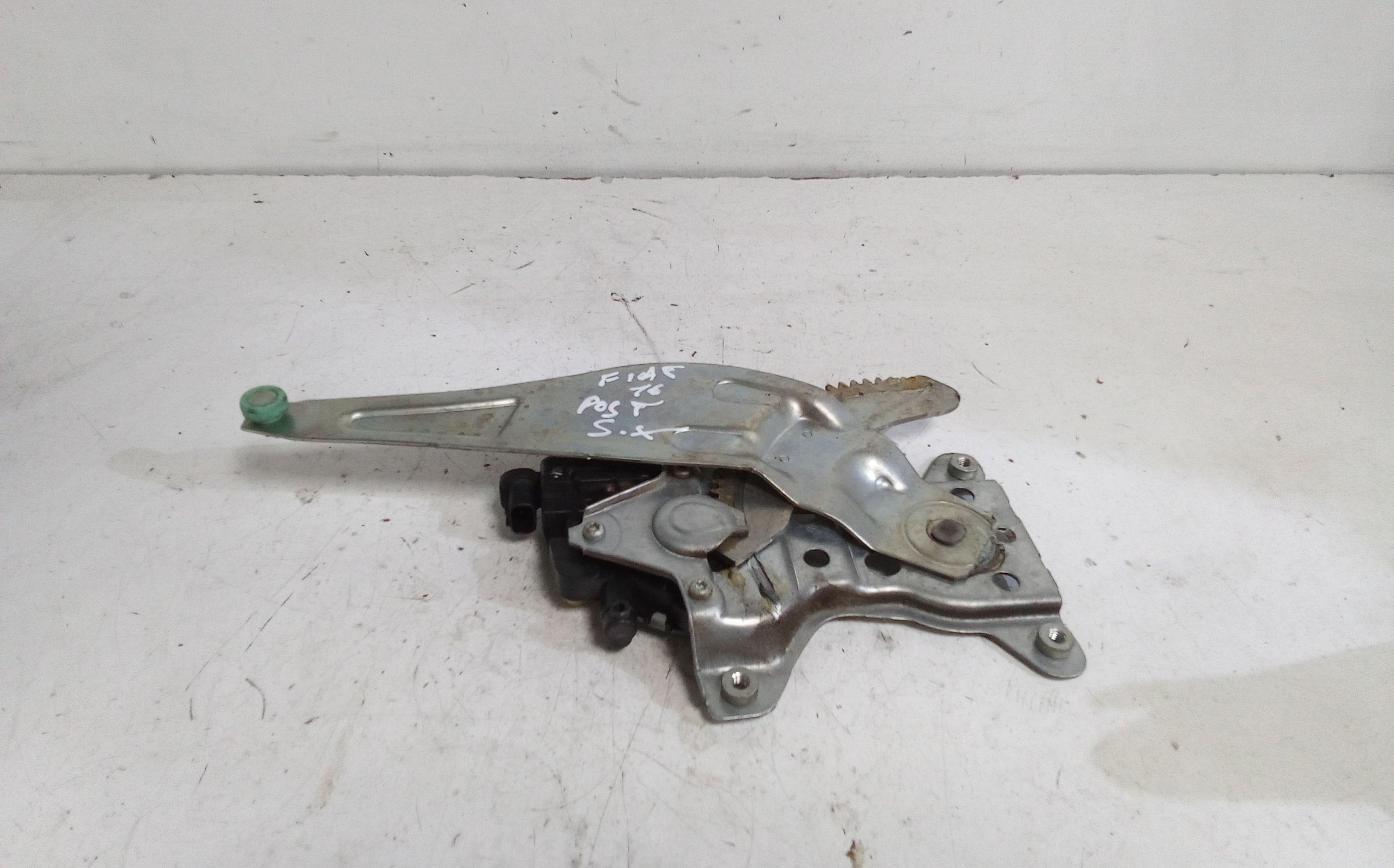 Cremagliera posteriore sinistra guida FIAT Sedici 1 Serie