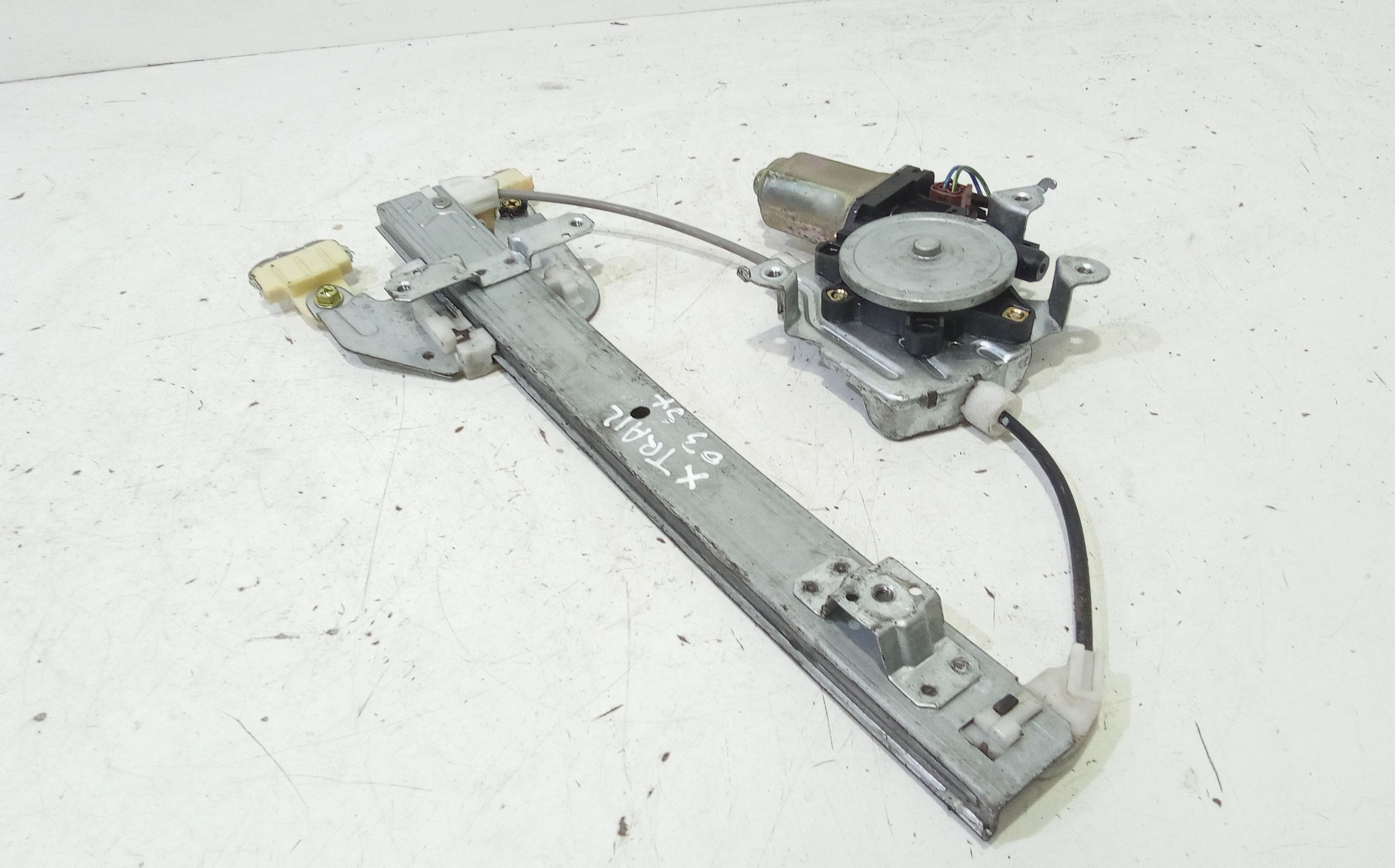 Cremagliera posteriore sinistra guida NISSAN X-Trail 1 Serie