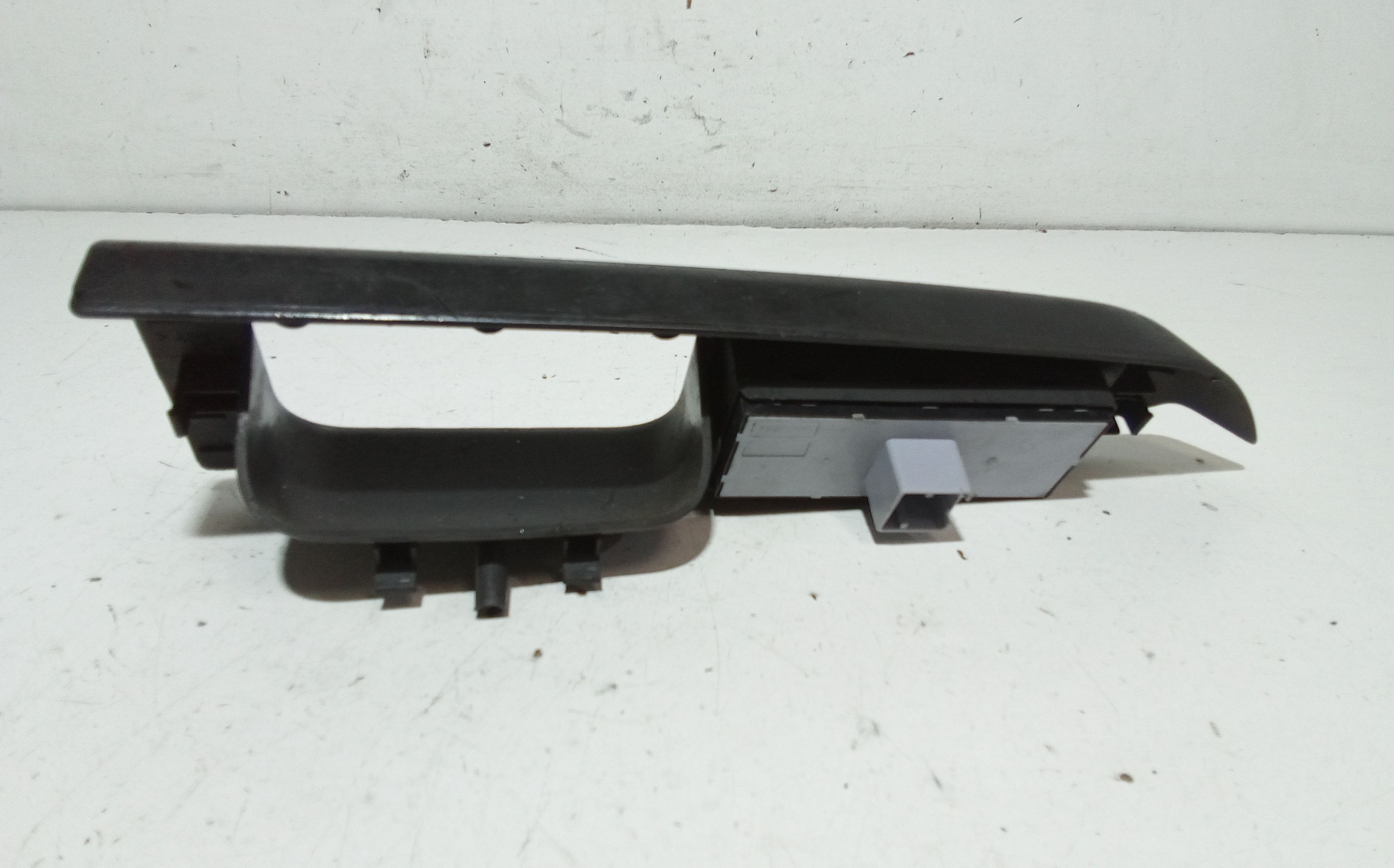 Pulsantiera anteriore sinistra Guida VOLKSWAGEN Touran 1 Serie